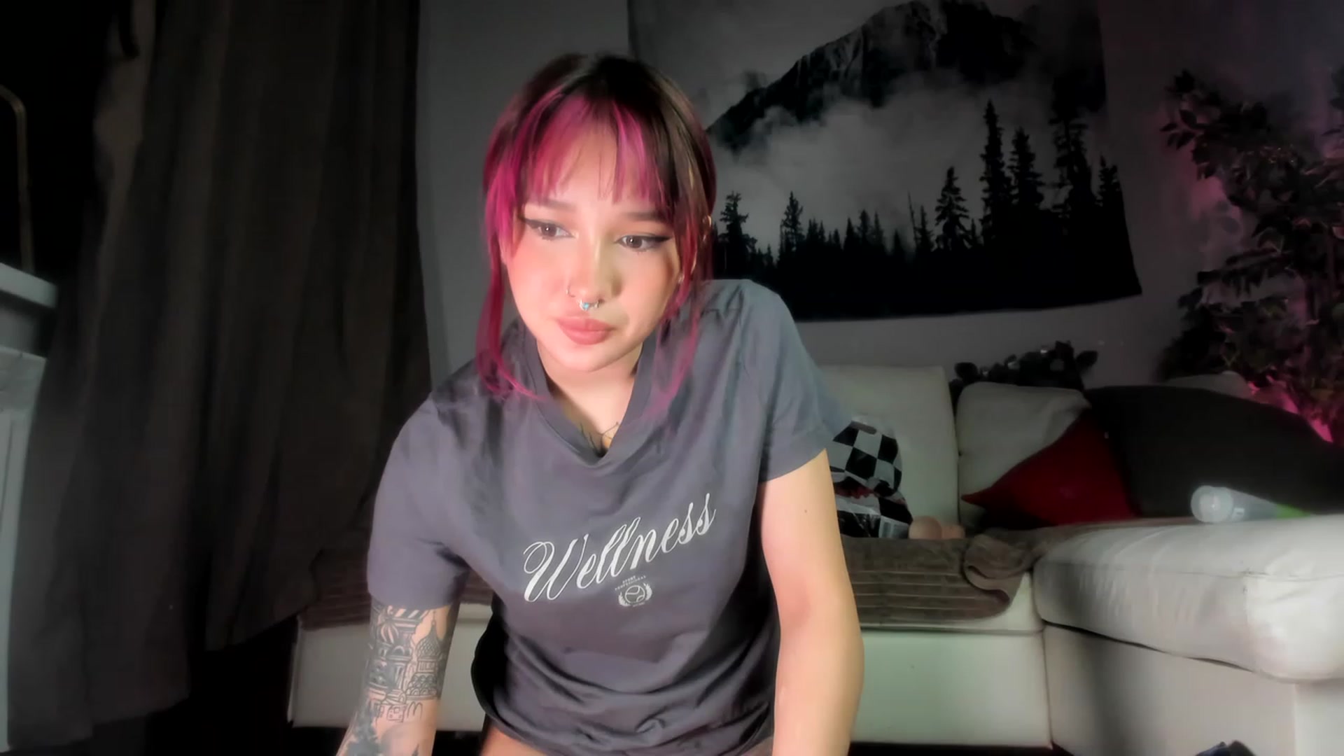 Gallery image thumbnail from Littlewetgirl's myfreecams stream on, 05/24/2023, 15:40 image 1 of 20