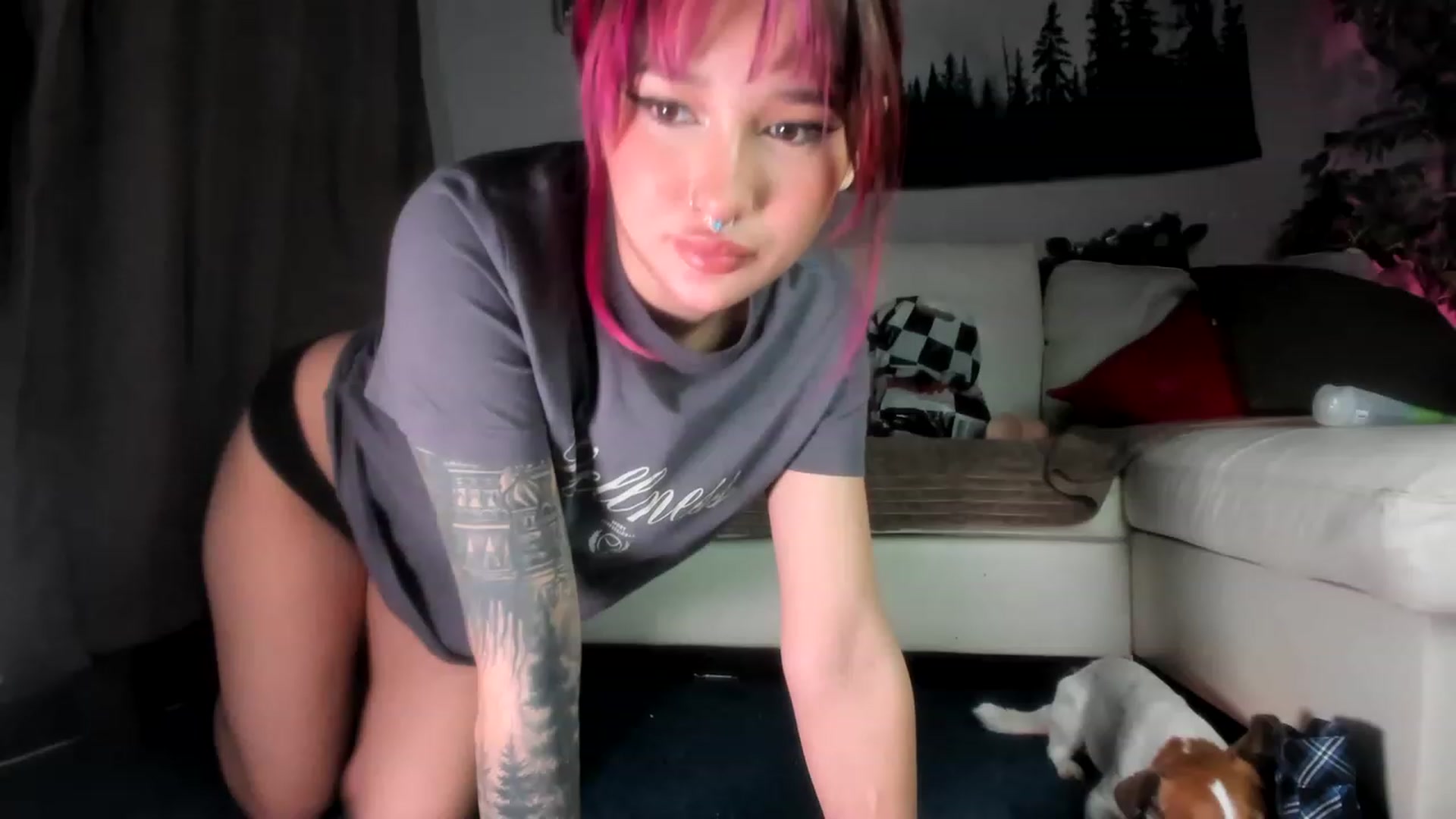 Gallery image thumbnail from Littlewetgirl's myfreecams stream on, 05/24/2023, 15:40 image 17 of 20