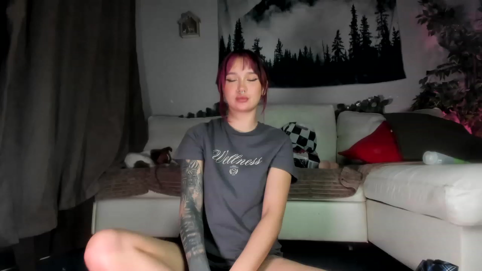 Gallery image thumbnail from Littlewetgirl's myfreecams stream on, 05/24/2023, 16:01 image 3 of 20