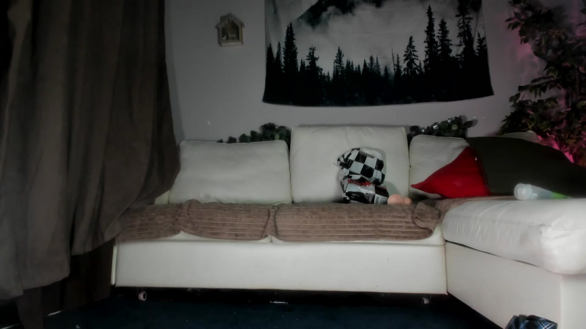 Gallery image thumbnail from Littlewetgirl's myfreecams stream on, 05/24/2023, 16:01 image 7 of 20
