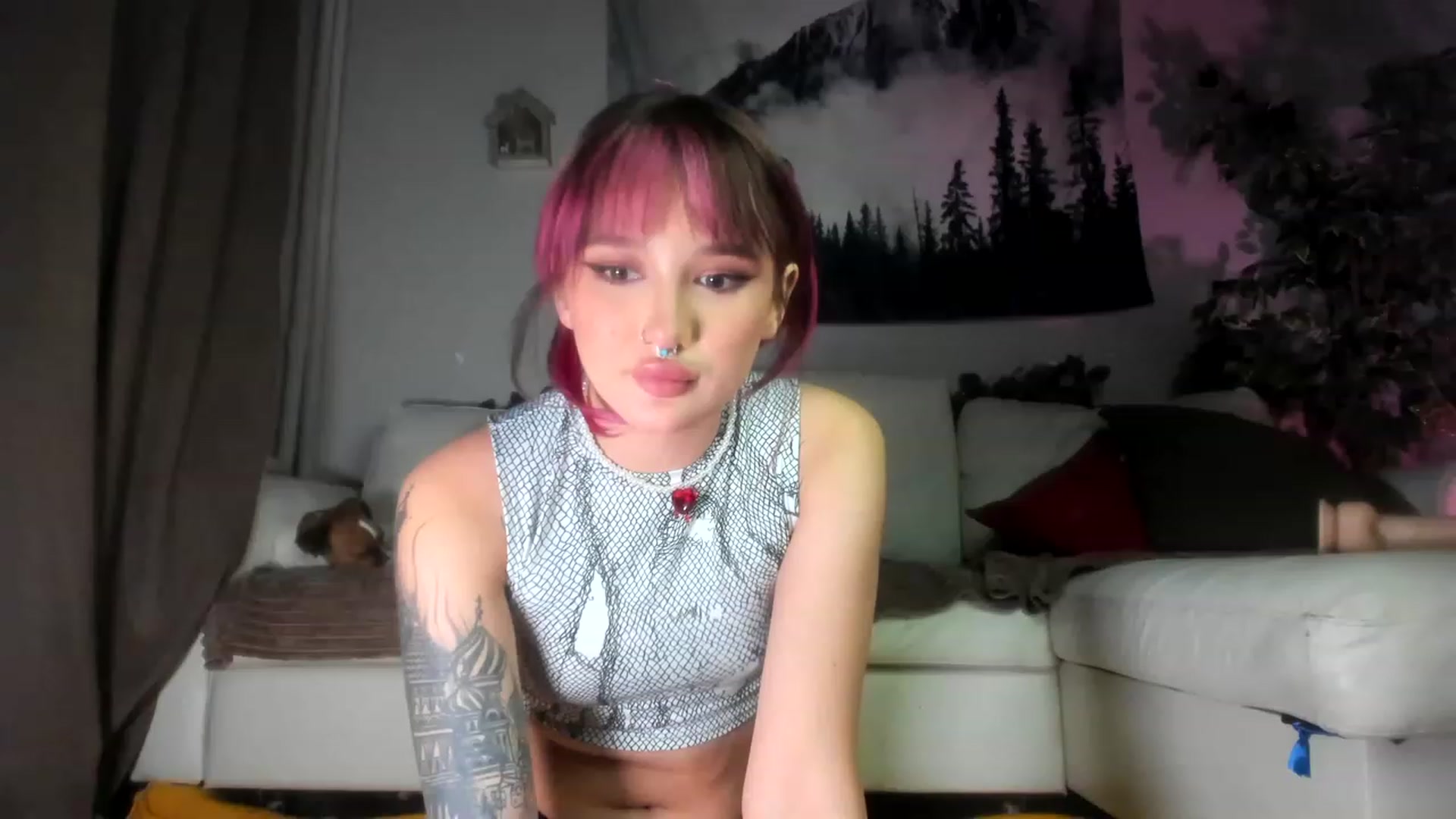 Gallery image thumbnail from Littlewetgirl's myfreecams stream on, 05/27/2023, 14:36 image 3 of 20