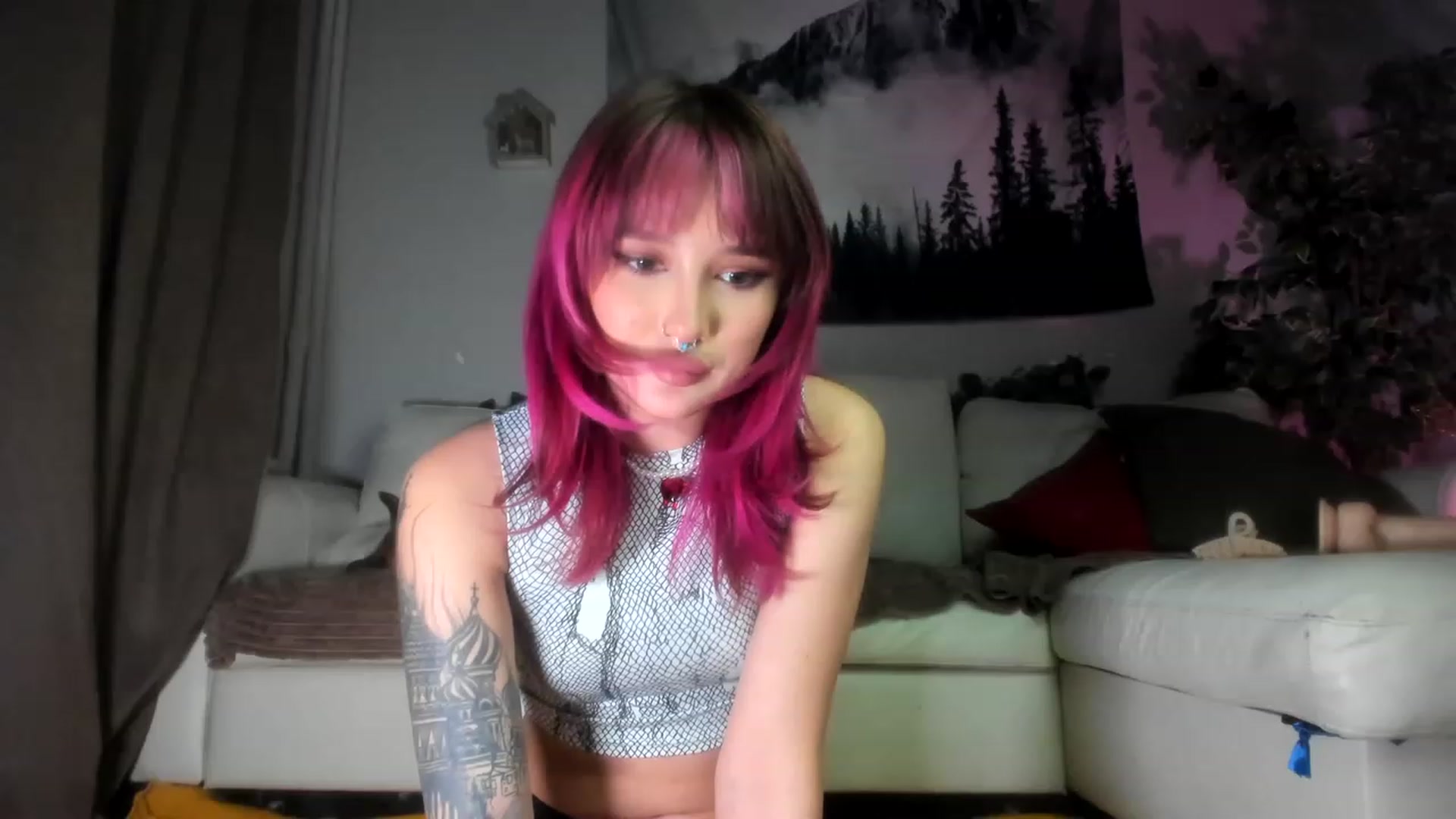 Gallery image thumbnail from Littlewetgirl's myfreecams stream on, 05/27/2023, 14:36 image 7 of 20