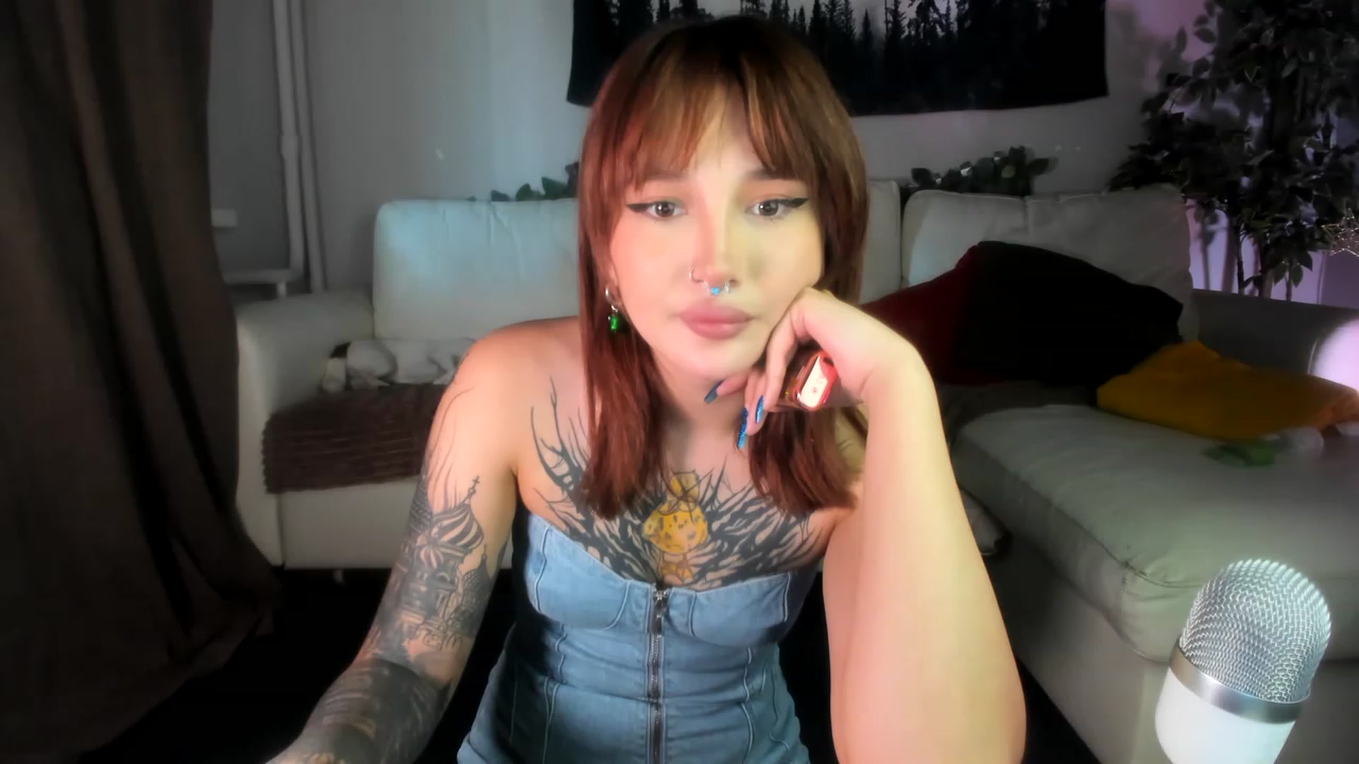 Gallery image thumbnail from Littlewetgirl's myfreecams stream on, 06/02/2023, 12:20 image 3 of 20
