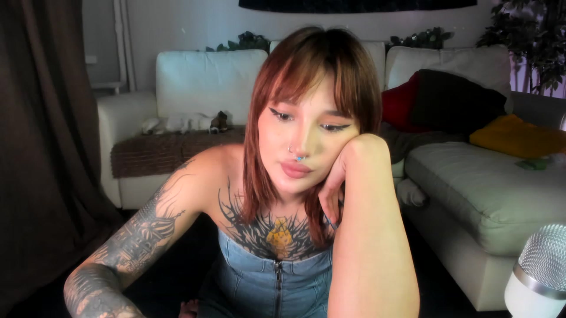 Gallery image thumbnail from Littlewetgirl's myfreecams stream on, 06/02/2023, 12:20 image 18 of 20
