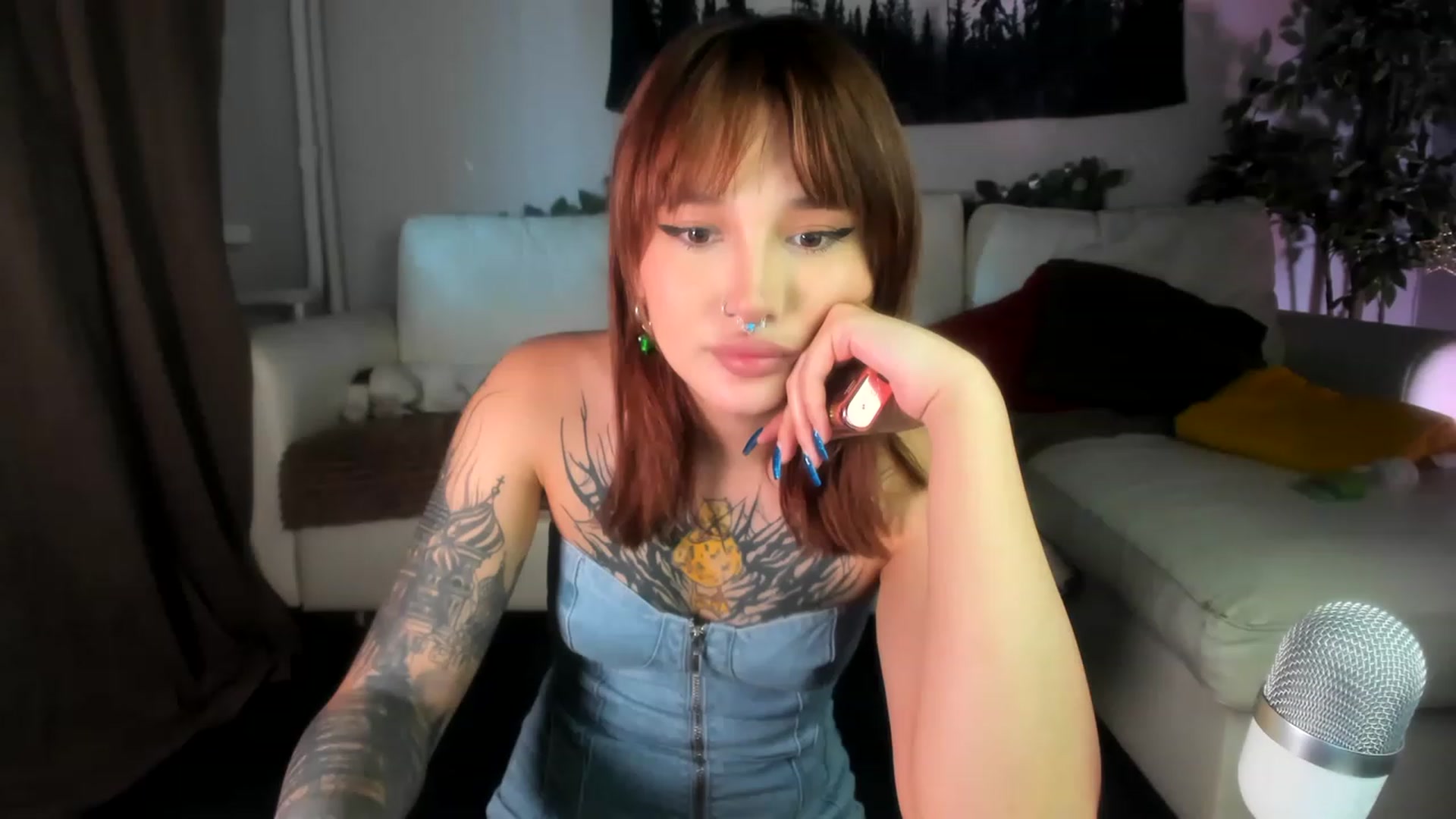 Gallery image thumbnail from Littlewetgirl's myfreecams stream on, 06/02/2023, 12:20 image 2 of 20