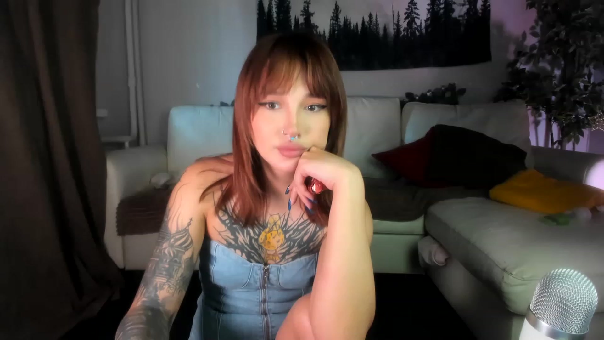 Gallery image thumbnail from Littlewetgirl's myfreecams stream on, 06/02/2023, 12:20 image 13 of 20