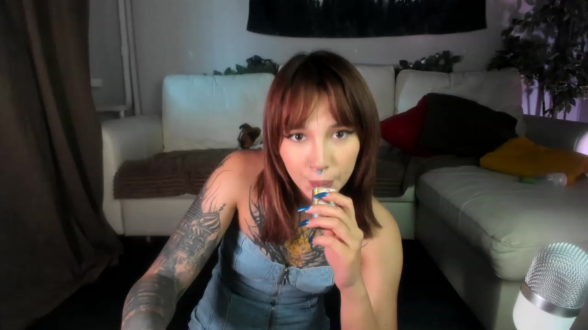 Gallery image thumbnail from Littlewetgirl's myfreecams stream on, 06/02/2023, 12:45 image 19 of 20