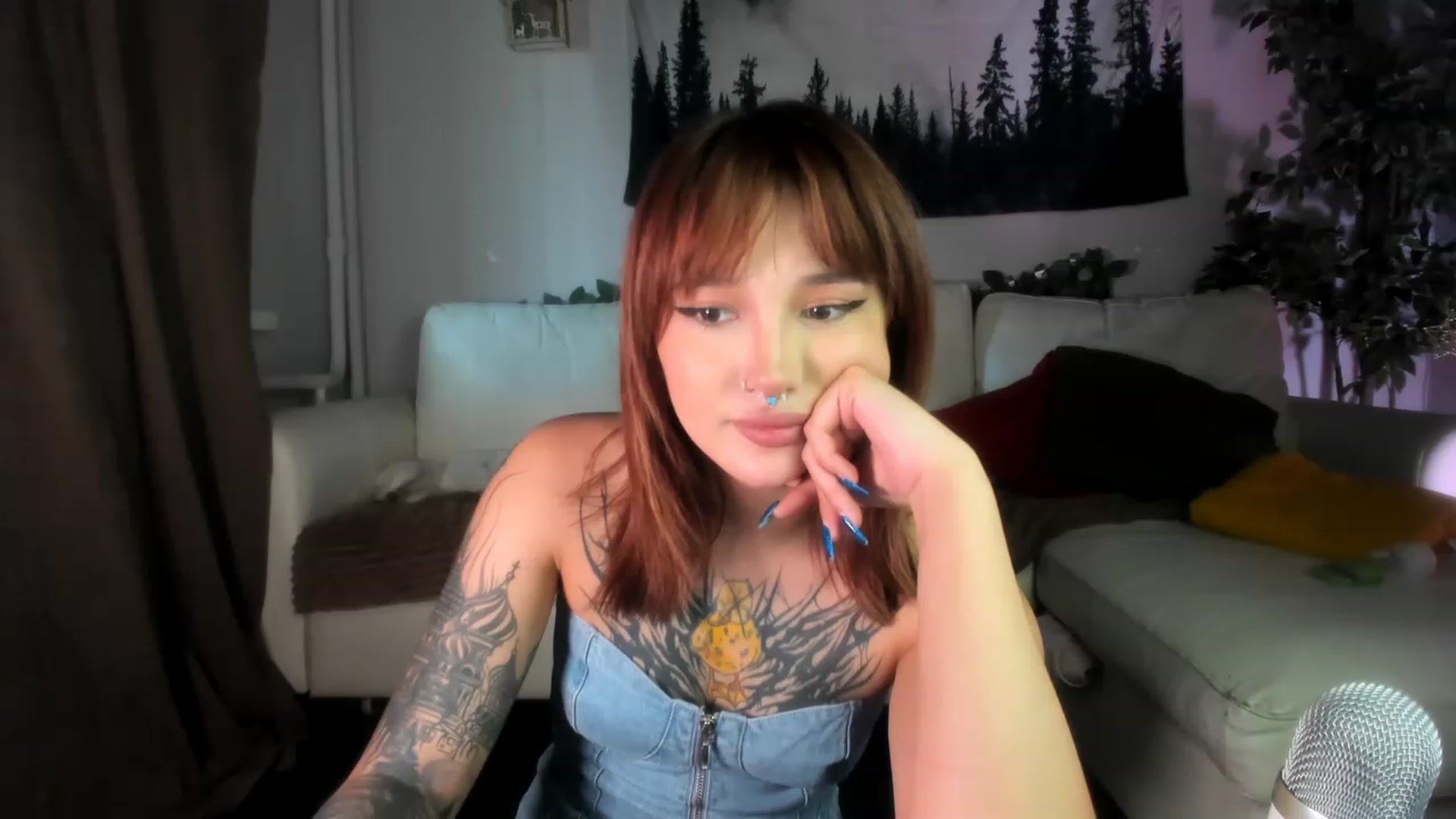 Gallery image thumbnail from Littlewetgirl's myfreecams stream on, 06/02/2023, 12:45 image 5 of 20