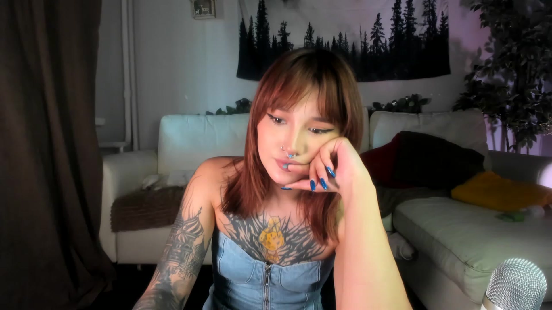 Gallery image thumbnail from Littlewetgirl's myfreecams stream on, 06/02/2023, 12:45 image 7 of 20