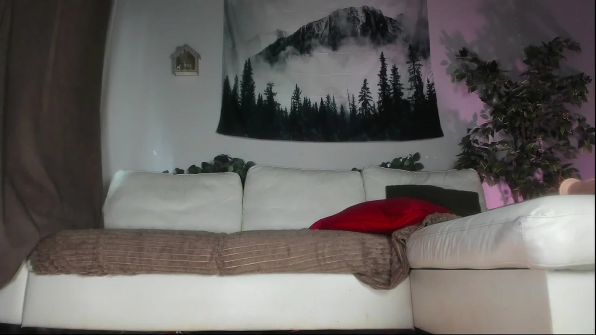 Gallery image thumbnail from Littlewetgirl's myfreecams stream on, 06/18/2023, 06:50 image 5 of 20