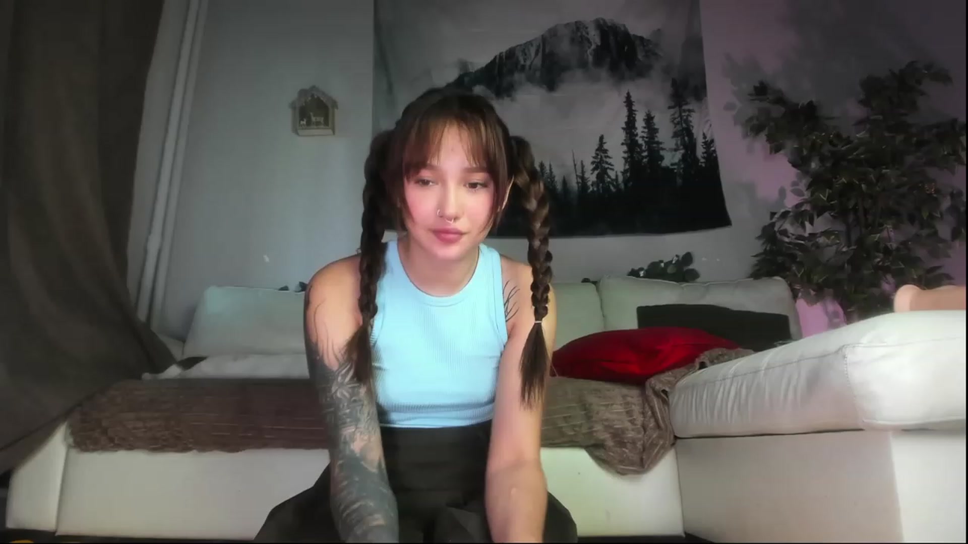 Gallery image thumbnail from Littlewetgirl's myfreecams stream on, 06/18/2023, 12:26 image 19 of 20