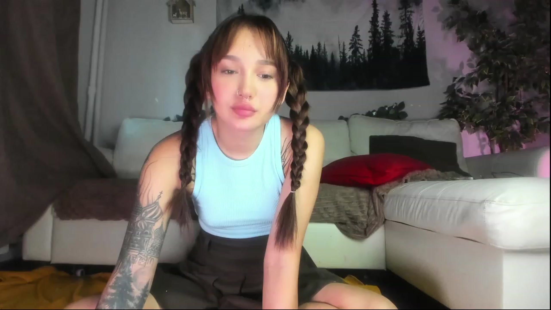 Gallery image thumbnail from Littlewetgirl's myfreecams stream on, 06/18/2023, 12:50 image 15 of 20