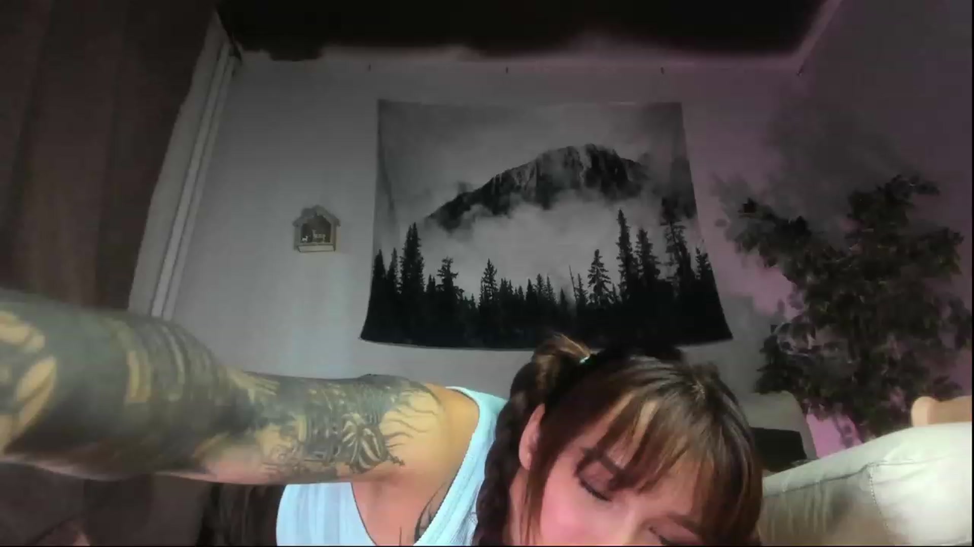 Gallery image thumbnail from Littlewetgirl's myfreecams stream on, 06/18/2023, 12:50 image 1 of 20