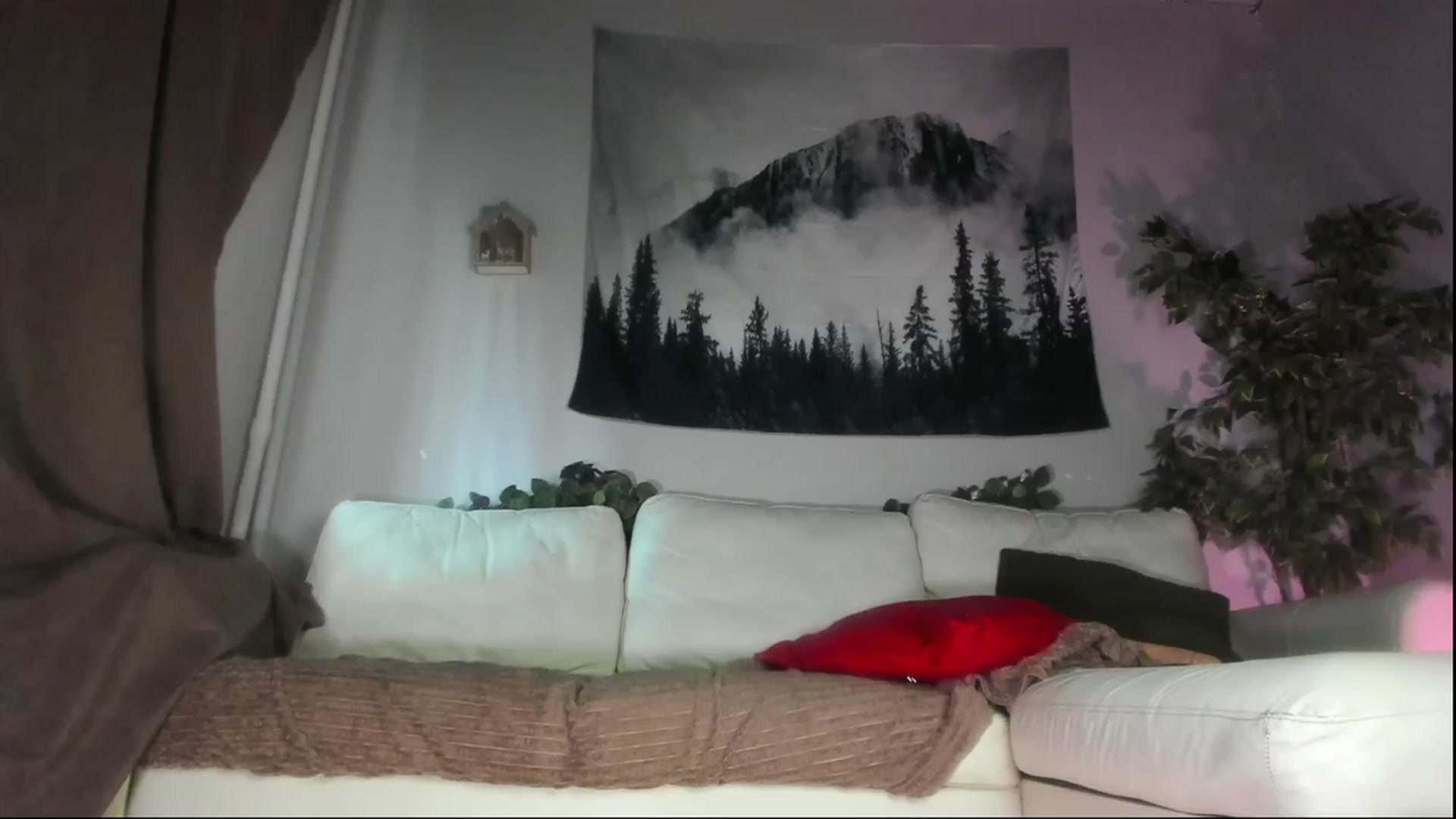 Gallery image thumbnail from Littlewetgirl's myfreecams stream on, 06/21/2023, 04:16 image 13 of 20