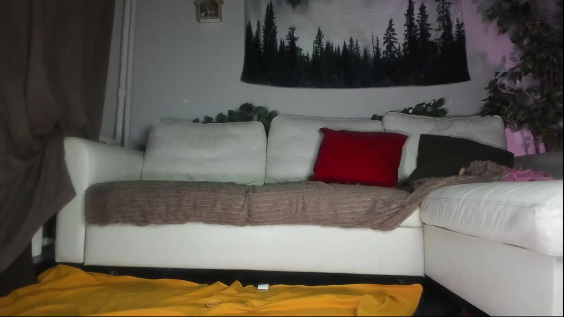 Gallery image thumbnail from Littlewetgirl's myfreecams stream on, 06/22/2023, 15:10 image 7 of 20
