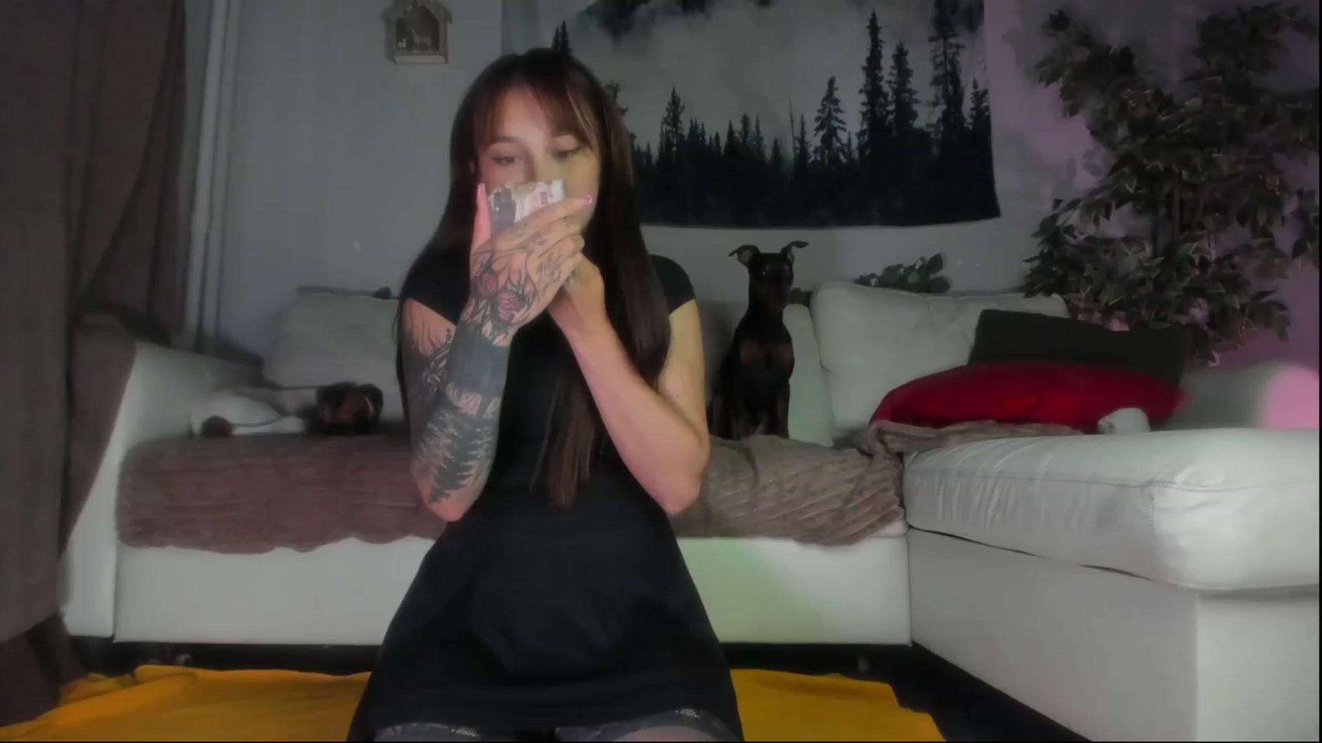 Gallery image thumbnail from Littlewetgirl's myfreecams stream on, 06/25/2023, 06:10 image 5 of 20