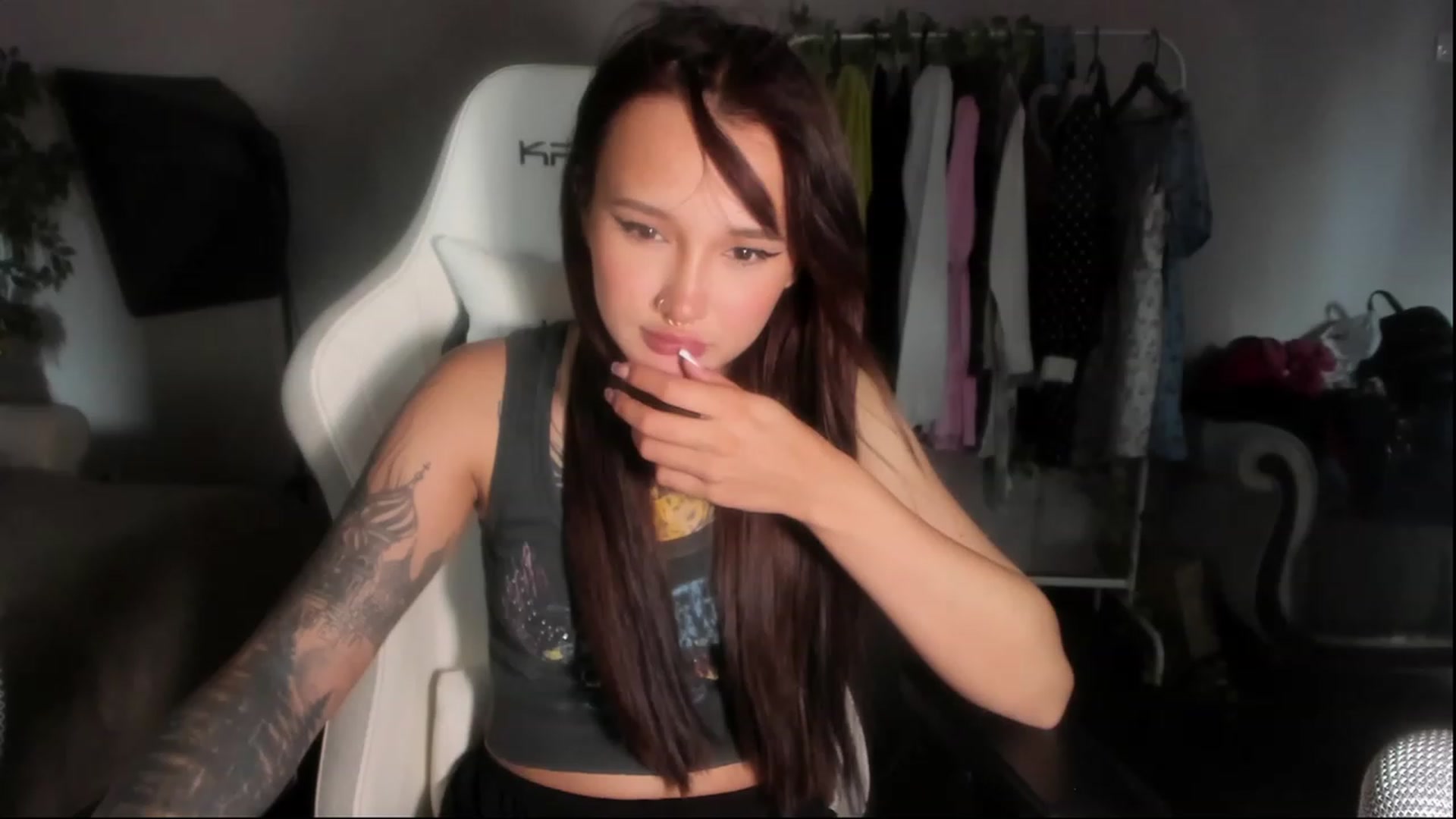Gallery image thumbnail from Littlewetgirl's myfreecams stream on, 07/07/2023, 07:42 image 15 of 20