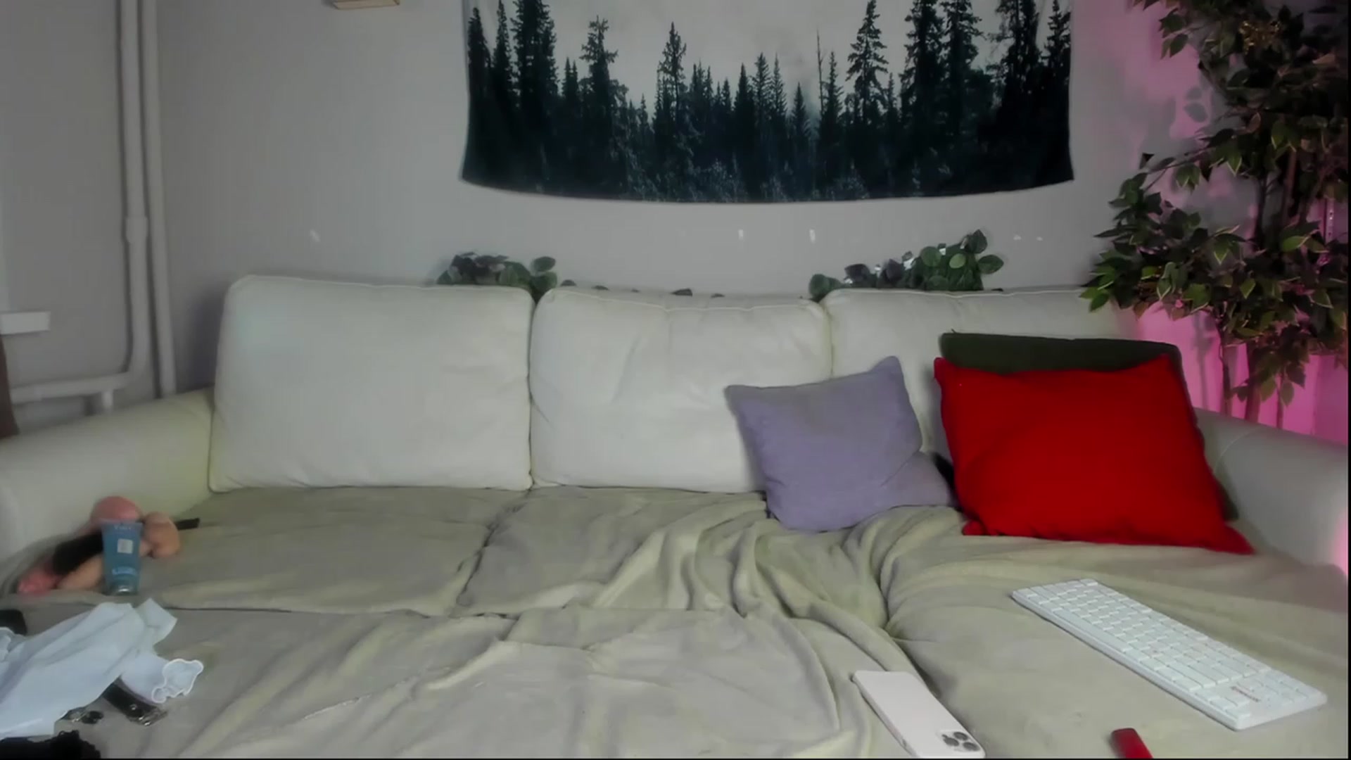 Gallery image thumbnail from Littlewetgirl's myfreecams stream on, 07/19/2023, 14:32 image 9 of 20