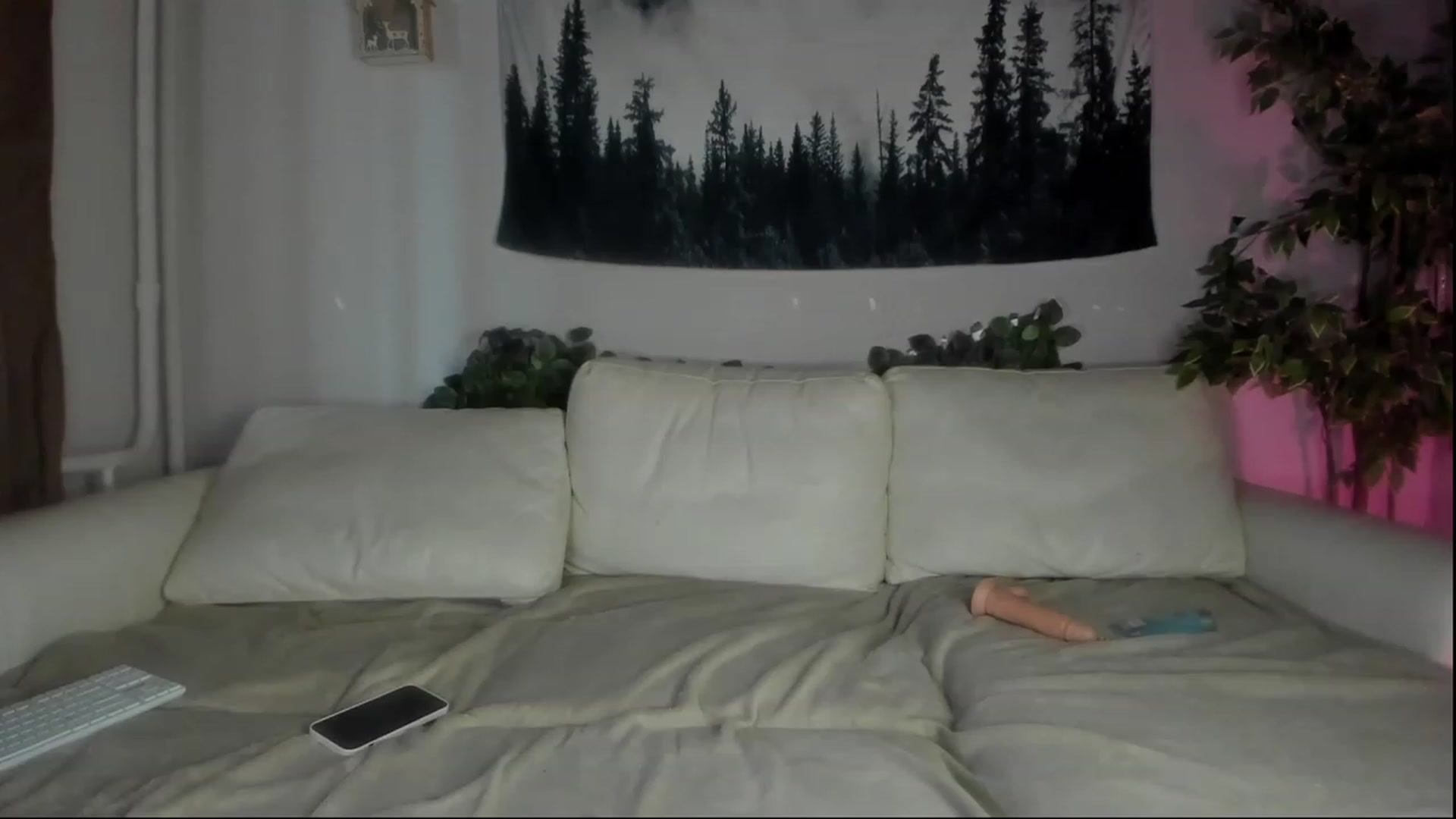 Gallery image thumbnail from Littlewetgirl's myfreecams stream on, 07/21/2023, 06:05 image 10 of 20