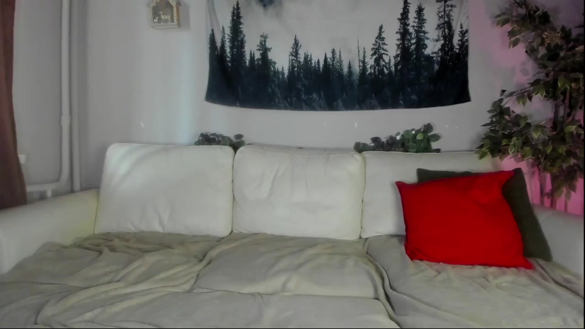 Gallery image thumbnail from Littlewetgirl's myfreecams stream on, 07/25/2023, 05:50 image 15 of 20