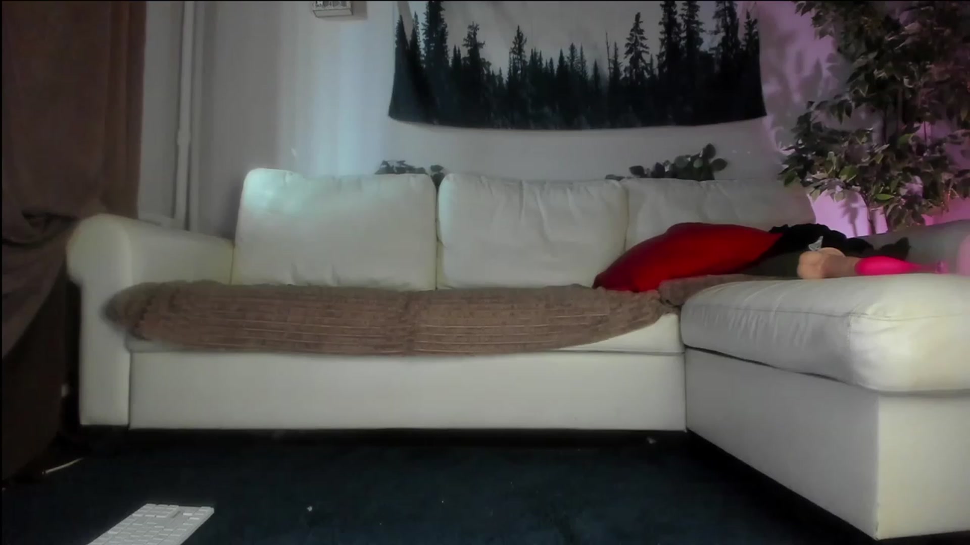 Gallery image thumbnail from Littlewetgirl's myfreecams stream on, 08/01/2023, 03:03 image 5 of 20