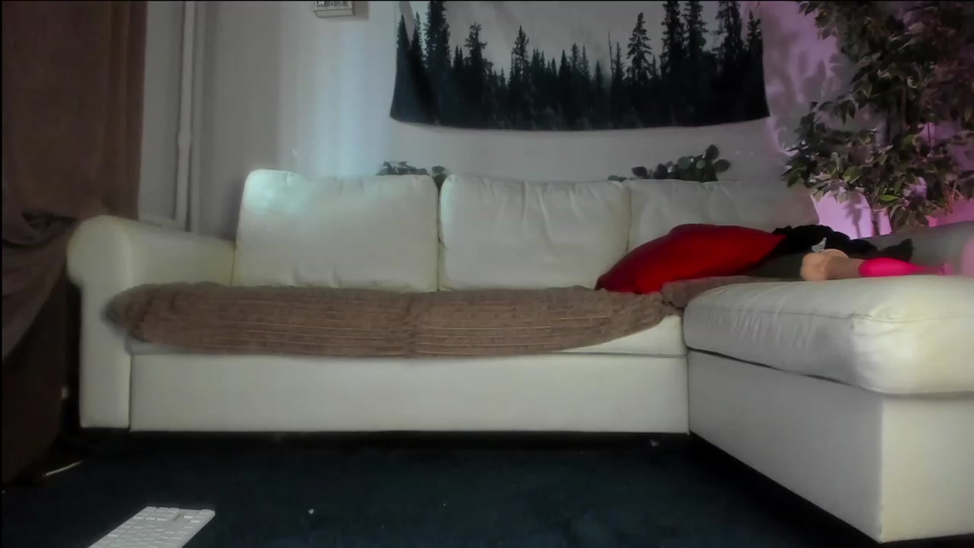 Gallery image thumbnail from Littlewetgirl's myfreecams stream on, 08/01/2023, 03:03 image 7 of 20