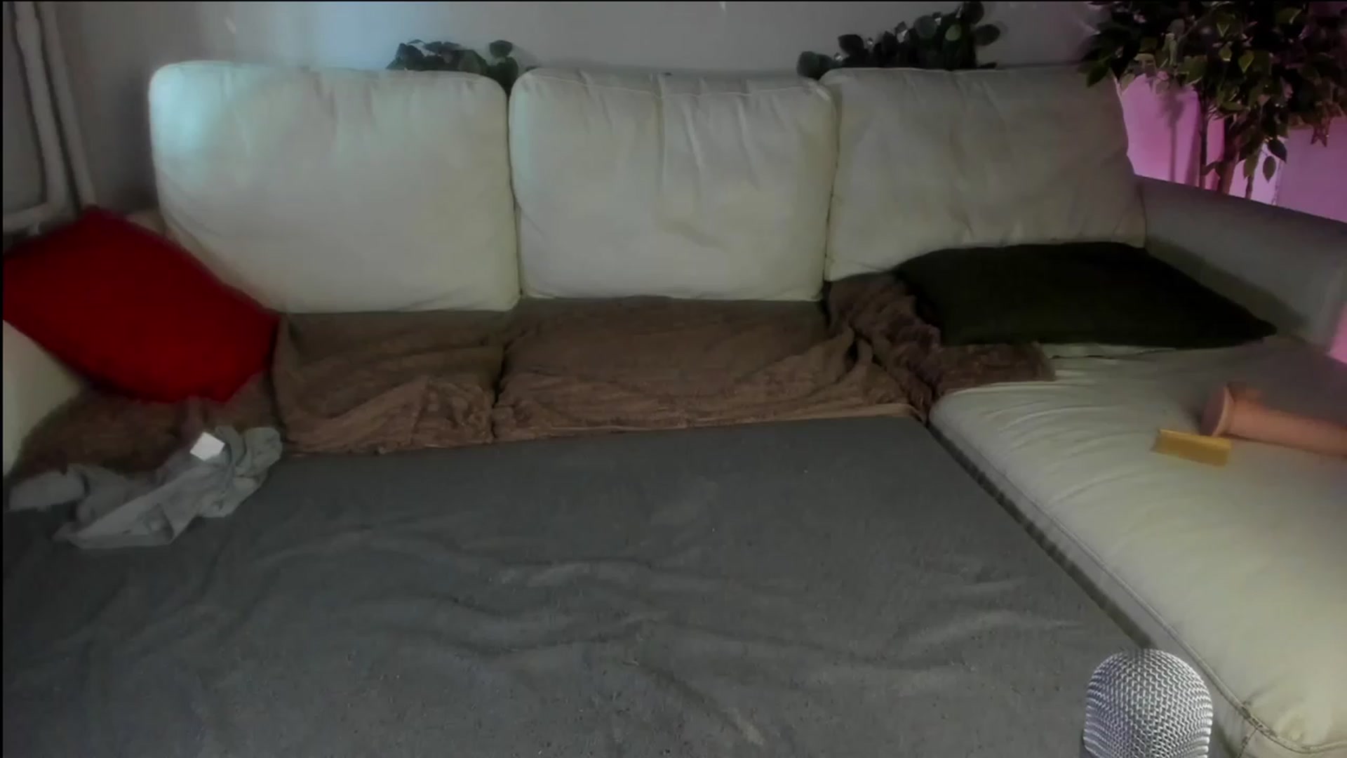 Gallery image thumbnail from Littlewetgirl's myfreecams stream on, 08/05/2023, 02:49 image 17 of 20