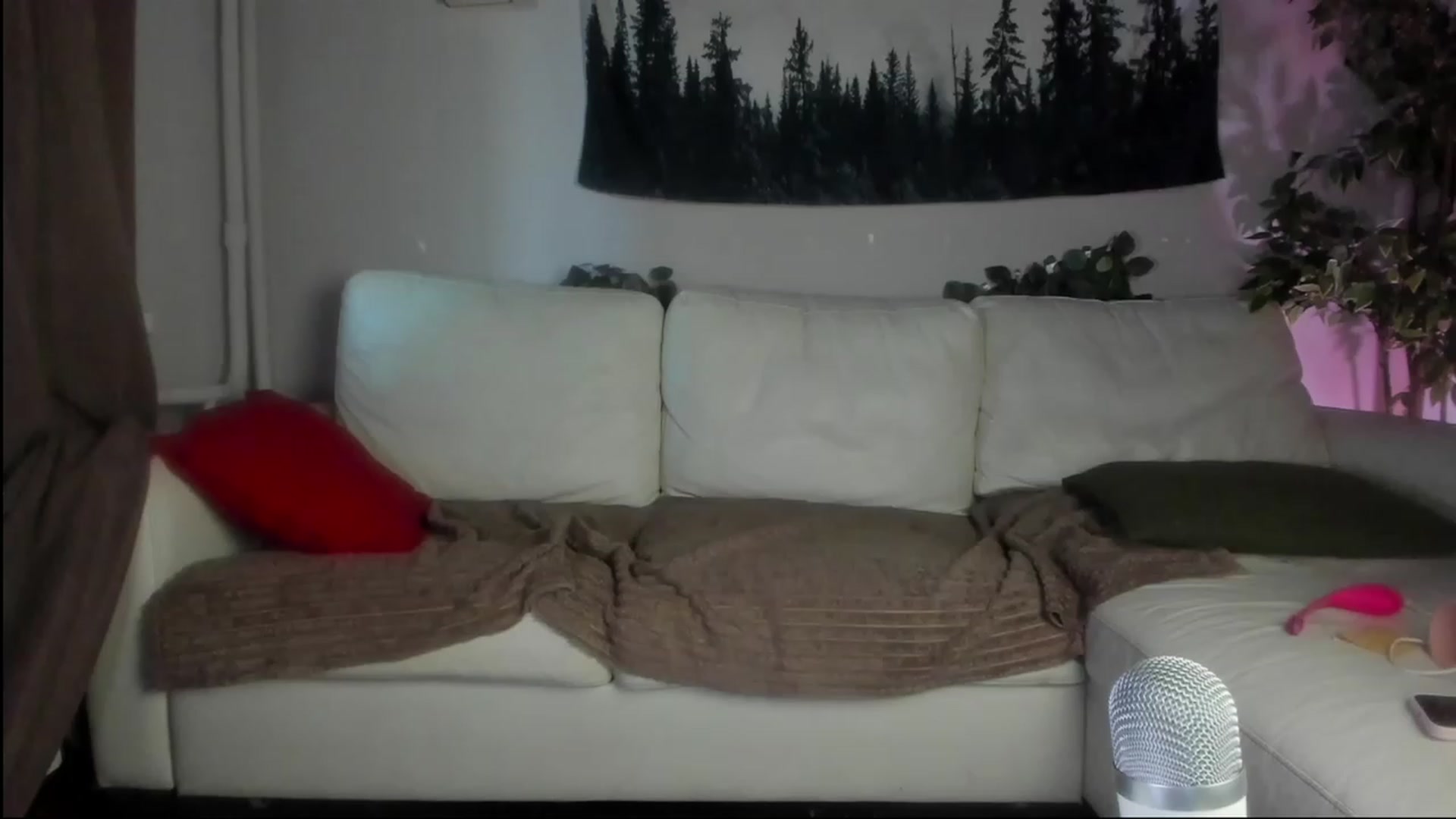 Gallery image thumbnail from Littlewetgirl's myfreecams stream on, 08/06/2023, 13:16 image 13 of 20