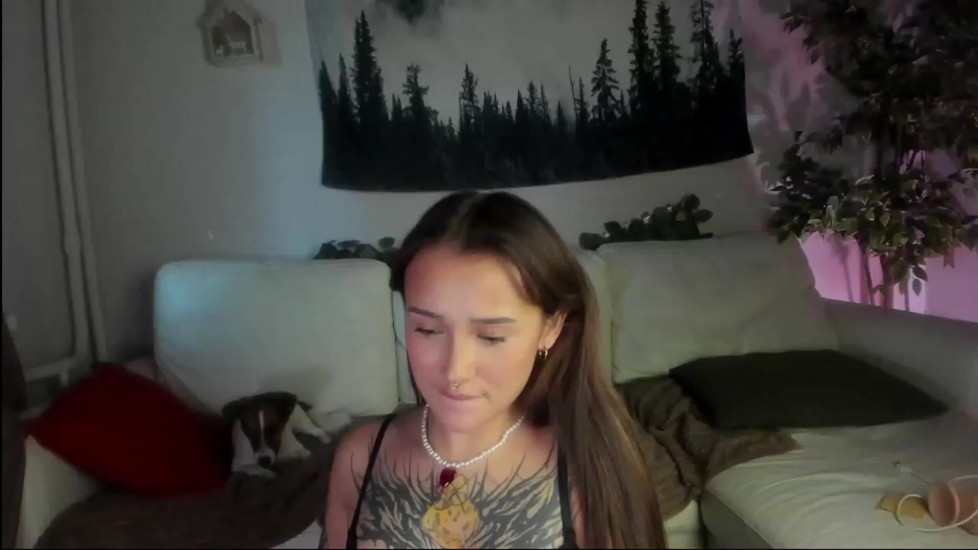 Gallery image thumbnail from Littlewetgirl's myfreecams stream on, 08/06/2023, 13:16 image 4 of 20