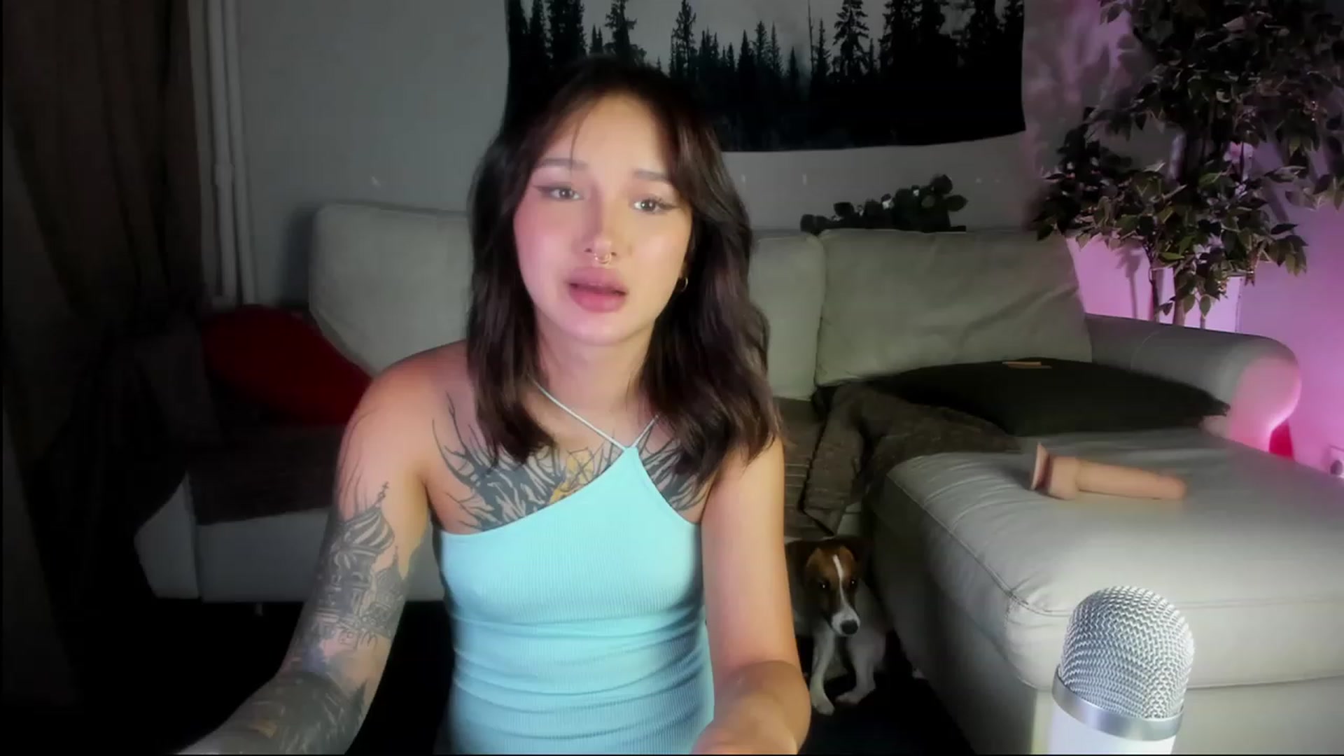 Gallery image thumbnail from Littlewetgirl's myfreecams stream on, 08/08/2023, 14:03 image 2 of 20