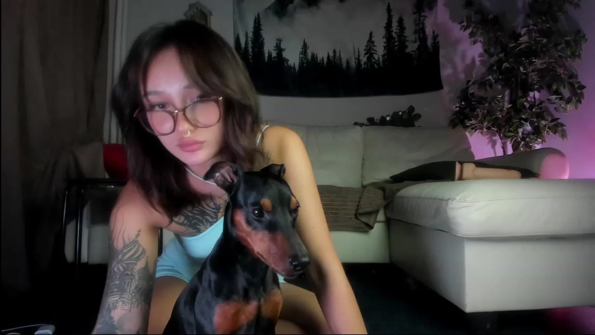 Gallery image thumbnail from Littlewetgirl's myfreecams stream on, 08/08/2023, 14:03 image 9 of 20
