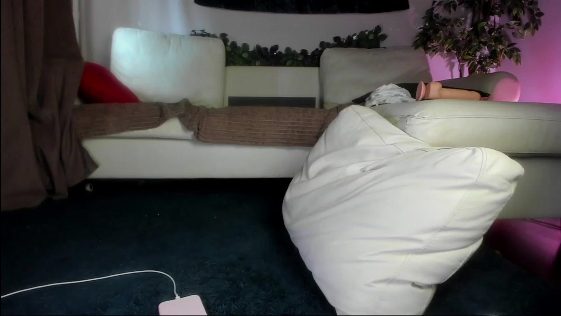 Gallery image thumbnail from Littlewetgirl's myfreecams stream on, 08/09/2023, 04:19 image 15 of 20