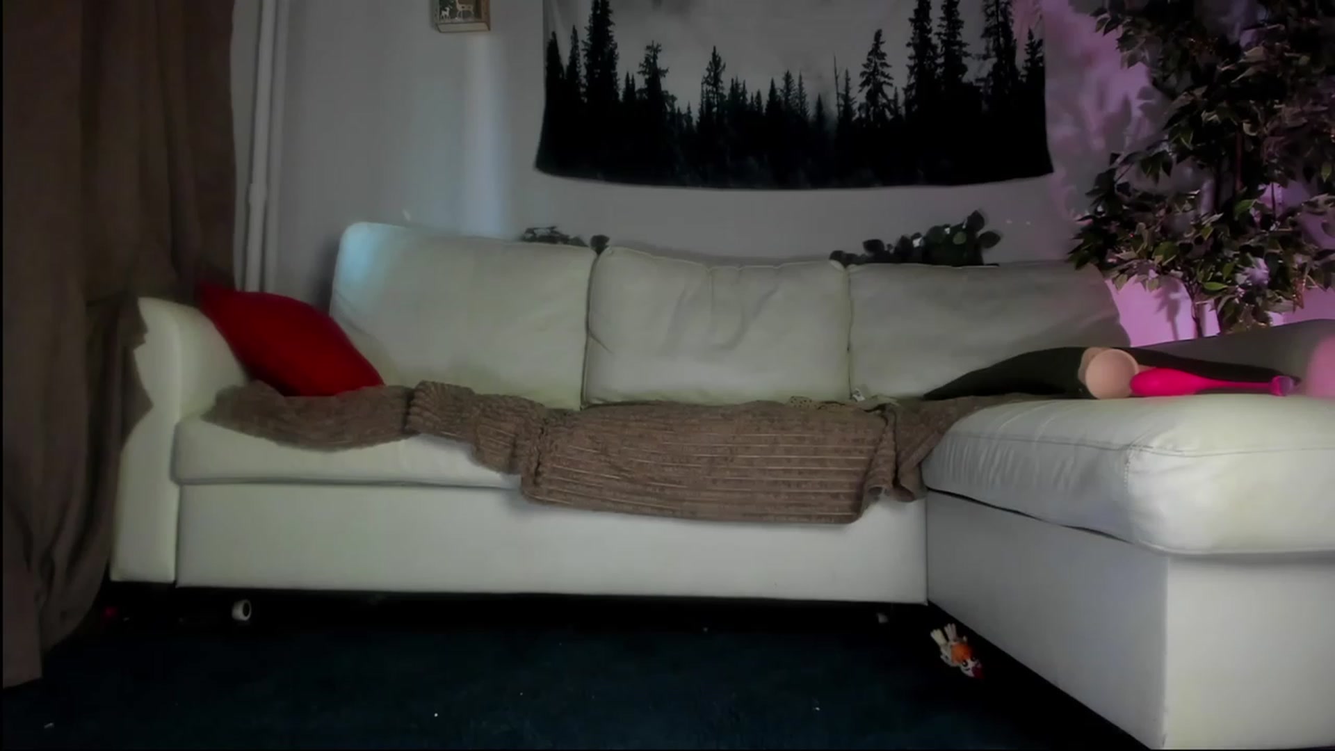Gallery image thumbnail from Littlewetgirl's myfreecams stream on, 08/09/2023, 12:45 image 1 of 20