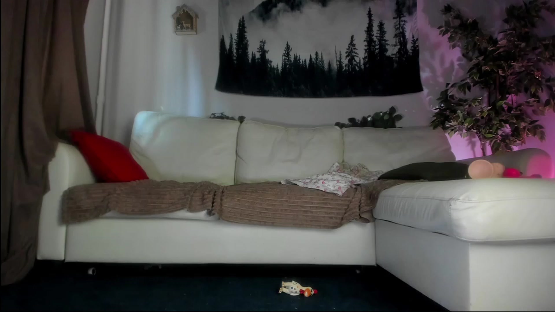 Gallery image thumbnail from Littlewetgirl's myfreecams stream on, 08/10/2023, 04:44 image 18 of 20