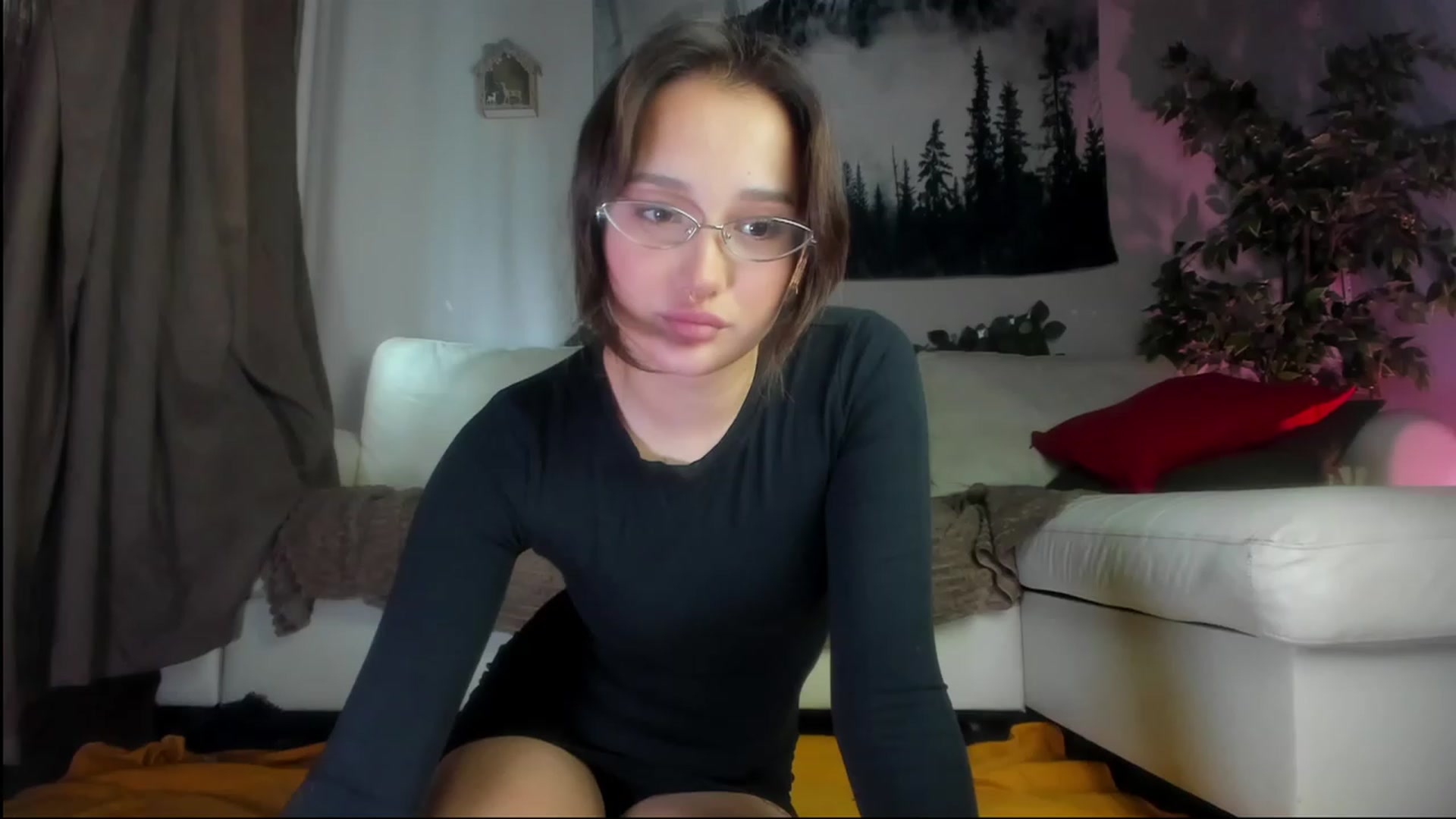 Gallery image thumbnail from Littlewetgirl's myfreecams stream on, 08/17/2023, 05:44 image 10 of 20