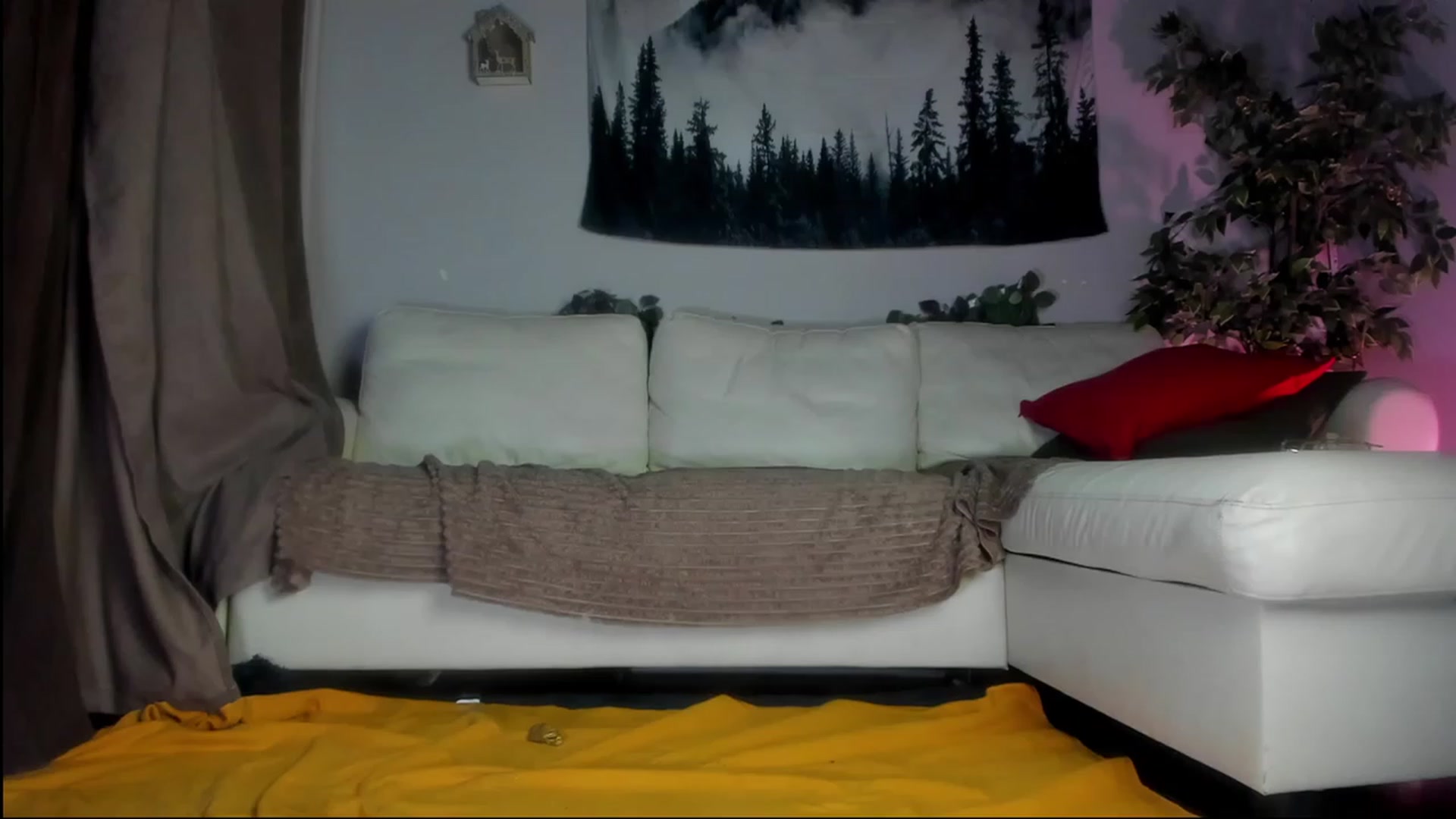 Gallery image thumbnail from Littlewetgirl's myfreecams stream on, 08/17/2023, 12:32 image 14 of 20