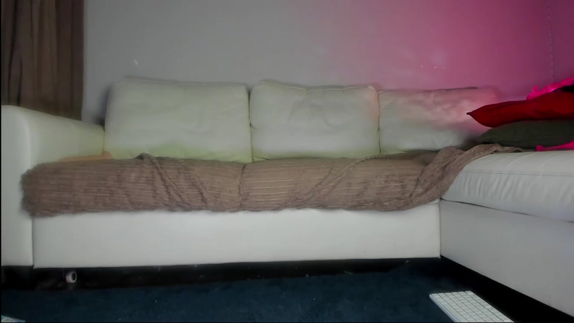 Gallery image thumbnail from Littlewetgirl's myfreecams stream on, 09/04/2023, 07:04 image 19 of 20