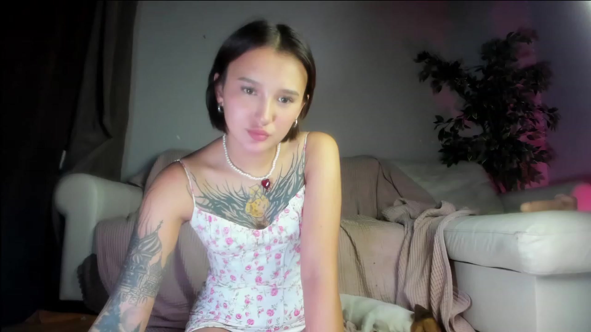 Gallery image thumbnail from Littlewetgirl's myfreecams stream on, 09/18/2023, 15:09 image 10 of 20
