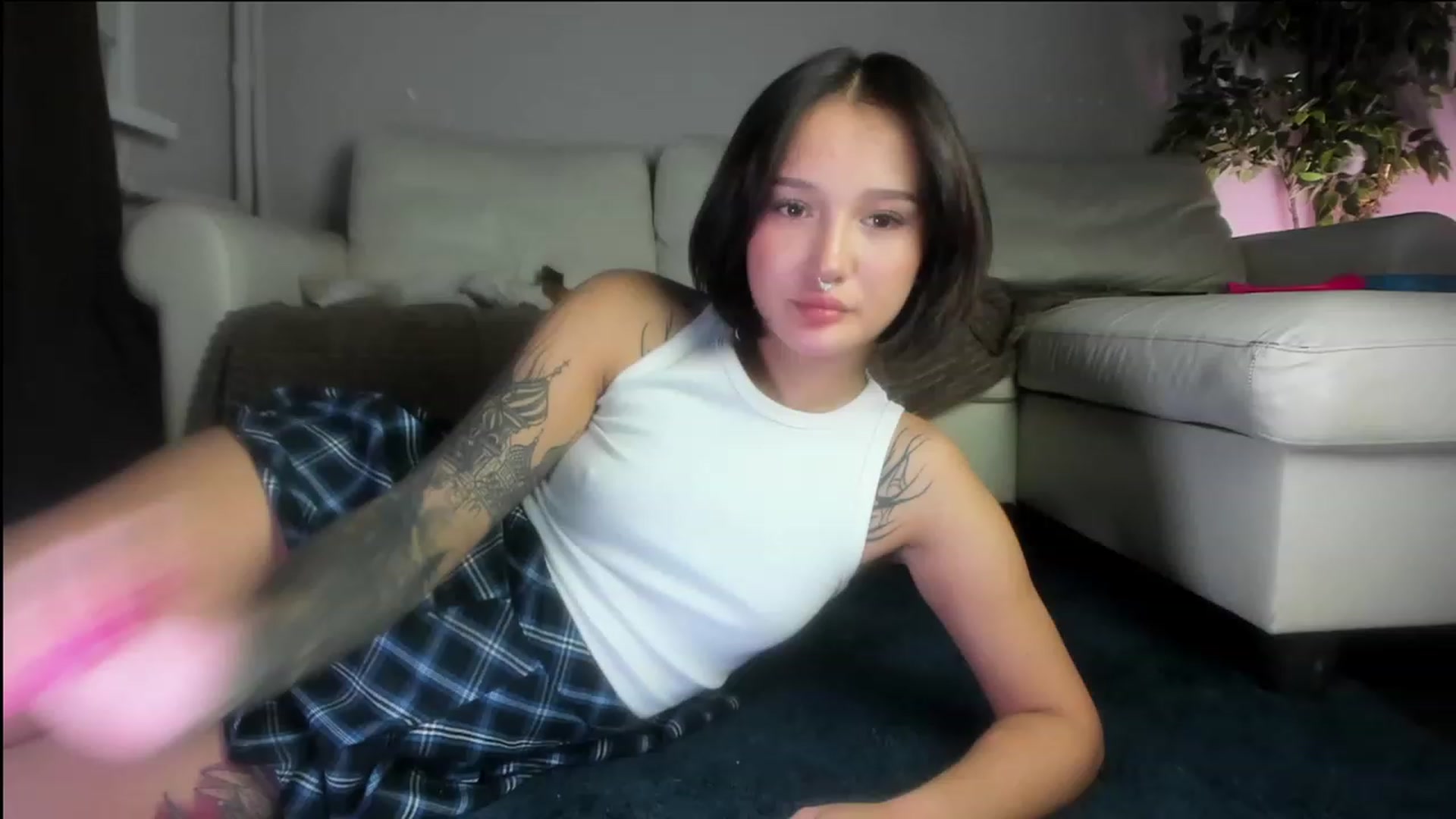 Gallery image thumbnail from Littlewetgirl's myfreecams stream on, 10/19/2023, 11:53 image 12 of 20