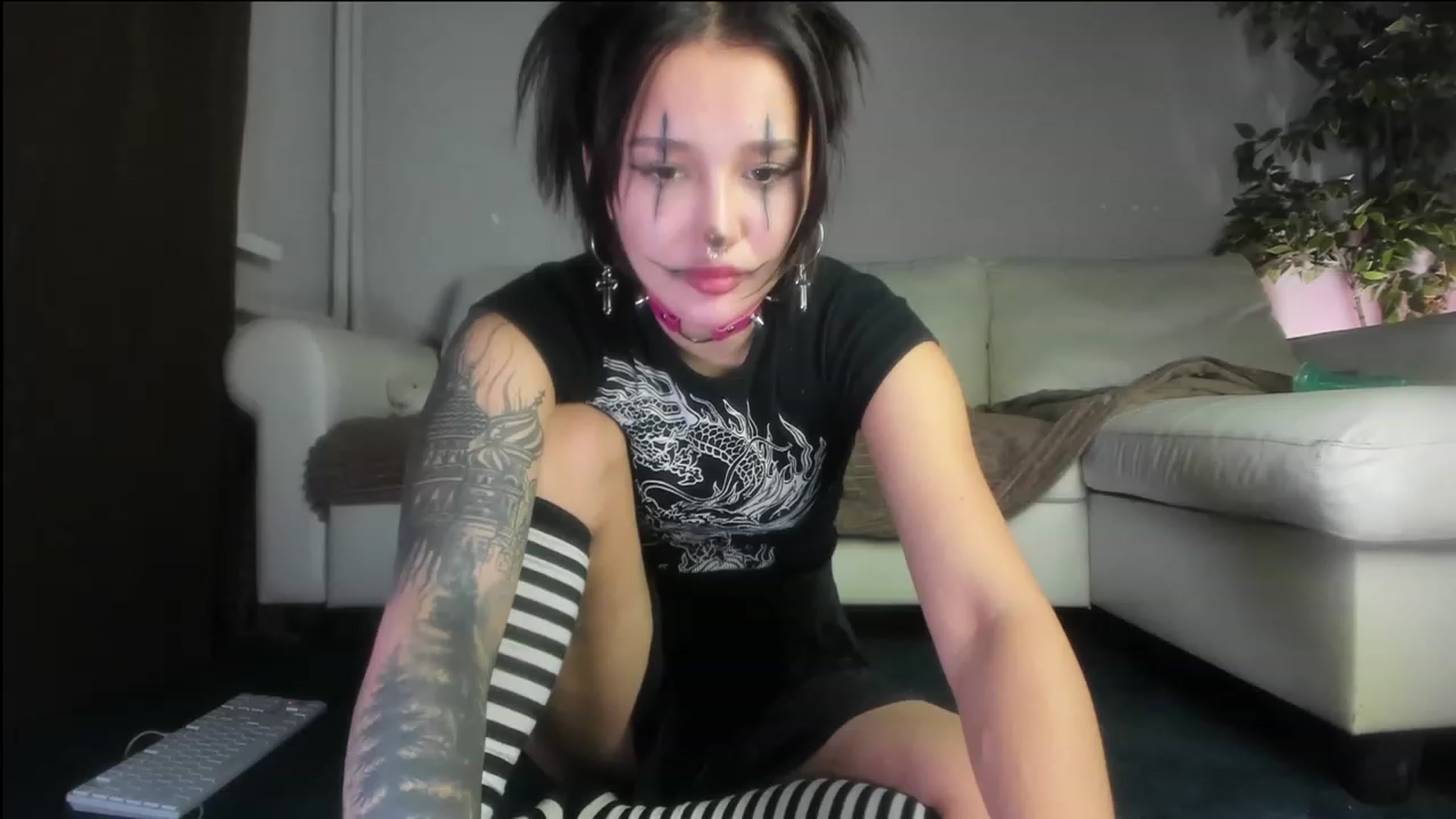 Gallery image thumbnail from Littlewetgirl's myfreecams stream on, 10/25/2023, 12:54 image 13 of 20