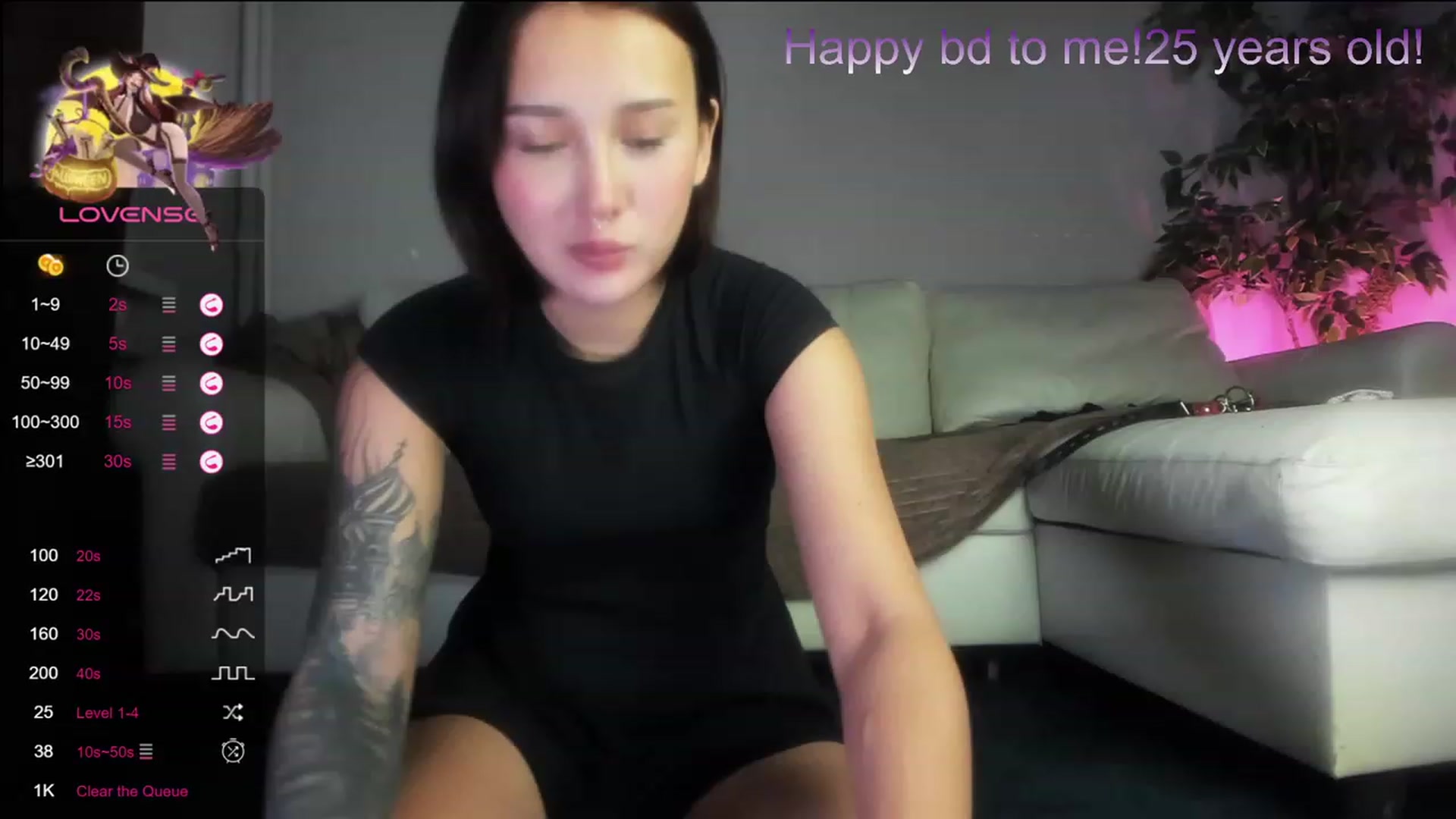Gallery image thumbnail from Littlewetgirl's myfreecams stream on, 11/12/2023, 11:51 image 10 of 20
