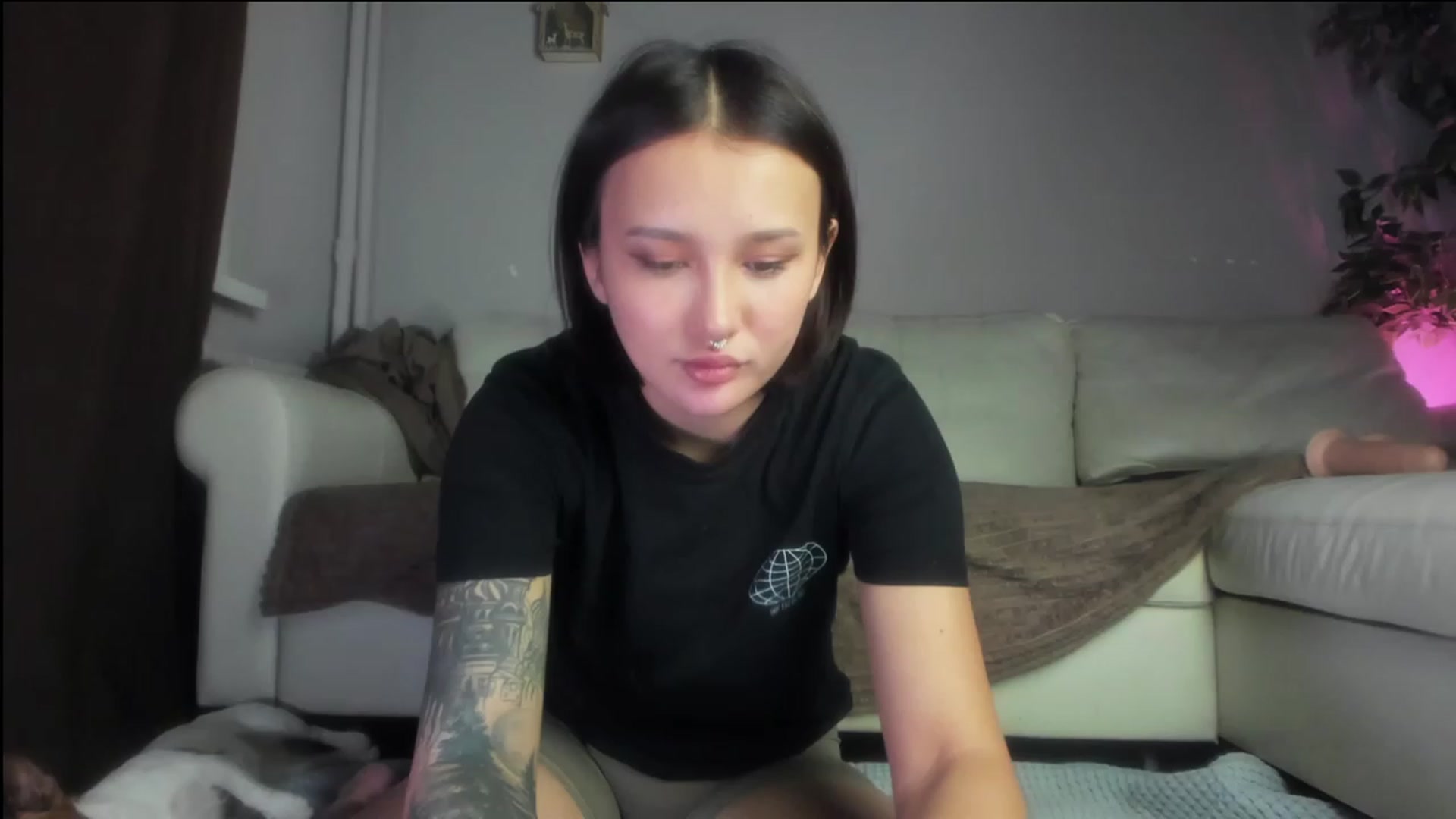 Gallery image thumbnail from Littlewetgirl's myfreecams stream on, 11/19/2023, 15:35 image 5 of 20