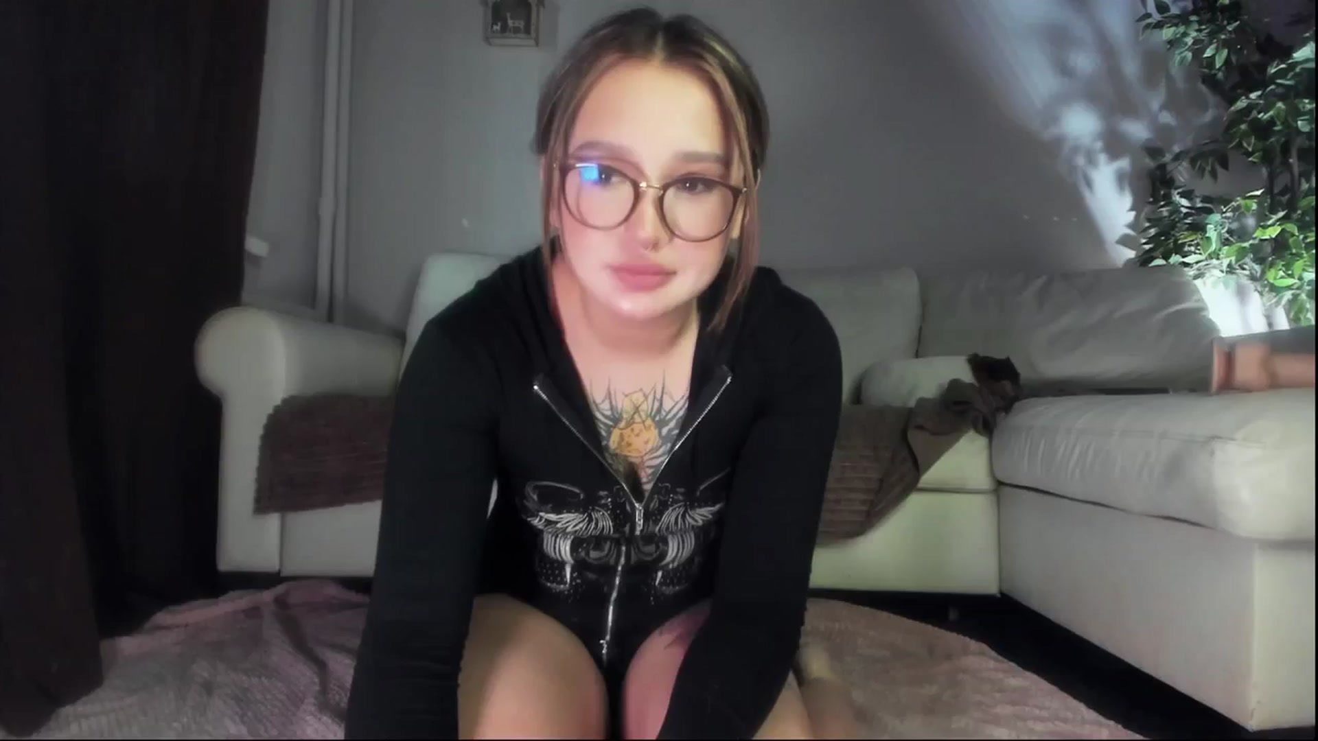 Gallery image thumbnail from Littlewetgirl's myfreecams stream on, 03/07/2024, 02:30 image 7 of 20