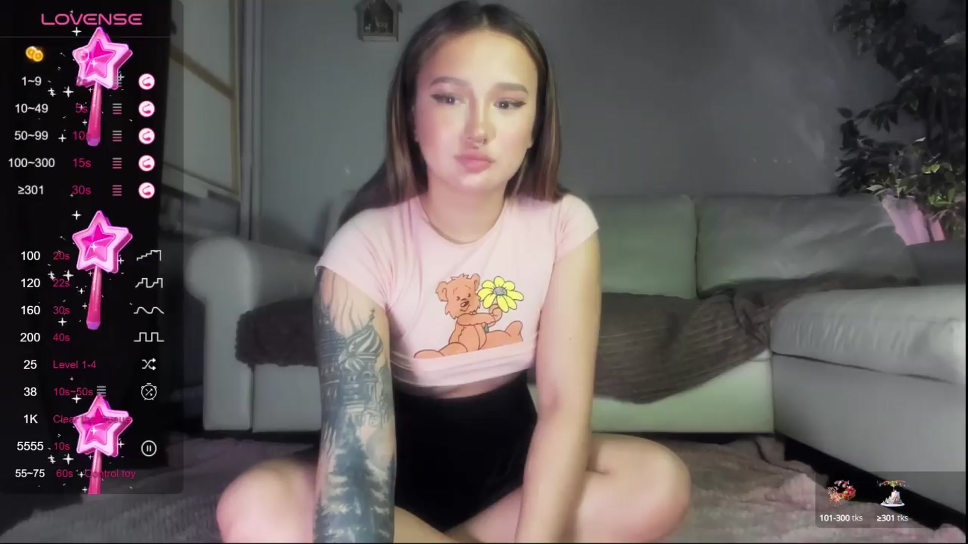 Gallery image thumbnail from Littlewetgirl's myfreecams stream on, 04/10/2024, 15:38 image 3 of 20