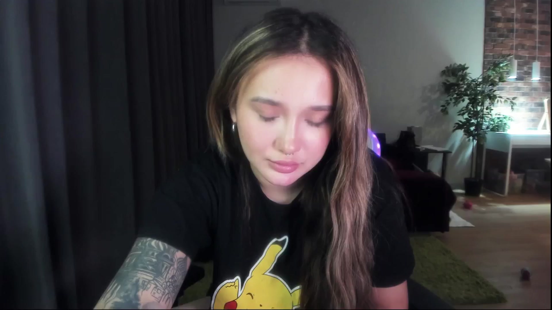 Gallery image thumbnail from Littlewetgirl's myfreecams stream on, 04/25/2024, 15:31 image 1 of 20