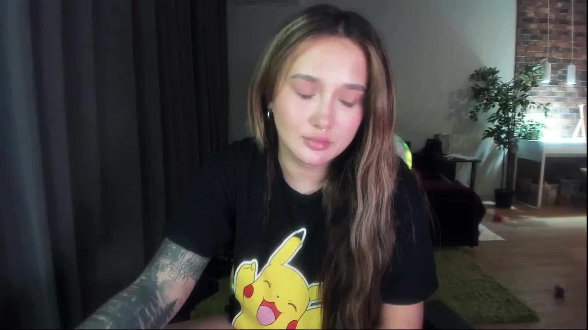 Gallery image thumbnail from Littlewetgirl's myfreecams stream on, 04/25/2024, 15:31 image 8 of 20
