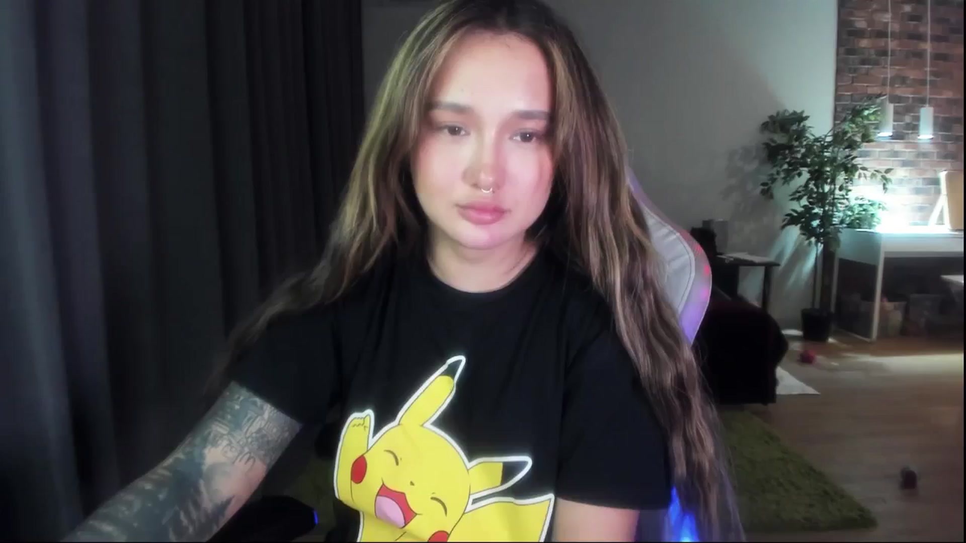 Gallery image thumbnail from Littlewetgirl's myfreecams stream on, 04/25/2024, 15:31 image 19 of 20