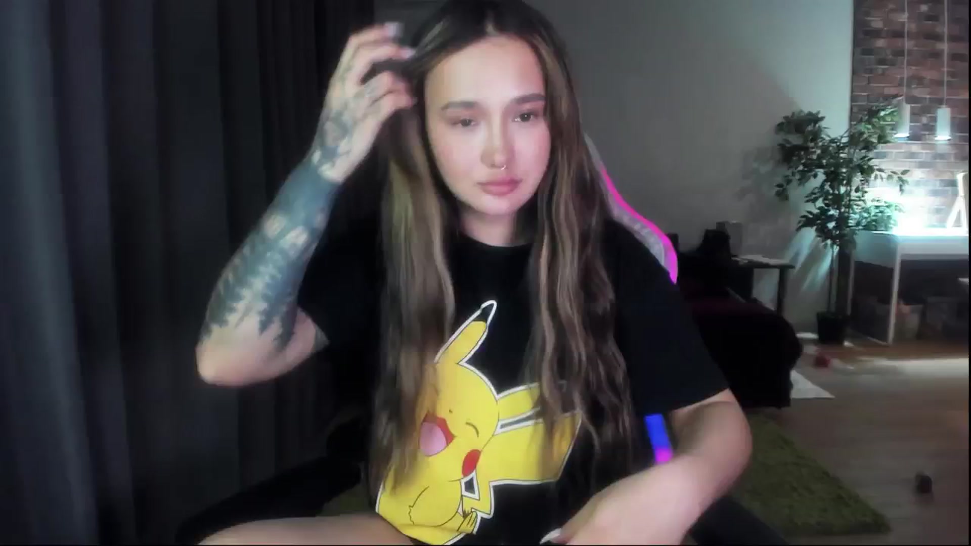 Gallery image thumbnail from Littlewetgirl's myfreecams stream on, 04/25/2024, 15:31 image 10 of 20