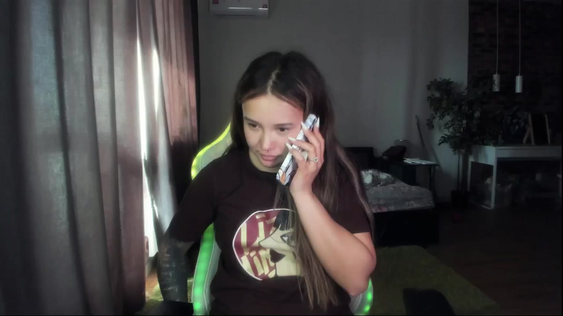 Gallery image thumbnail from Littlewetgirl's myfreecams stream on, 04/27/2024, 11:29 image 9 of 20