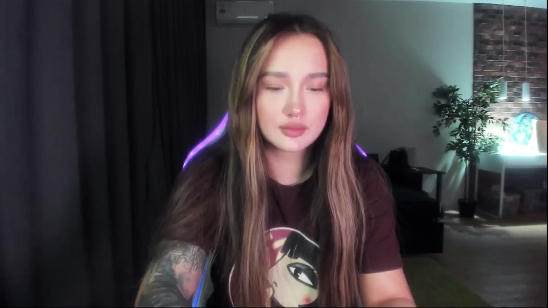 Gallery image thumbnail from Littlewetgirl's myfreecams stream on, 04/28/2024, 15:32 image 6 of 20